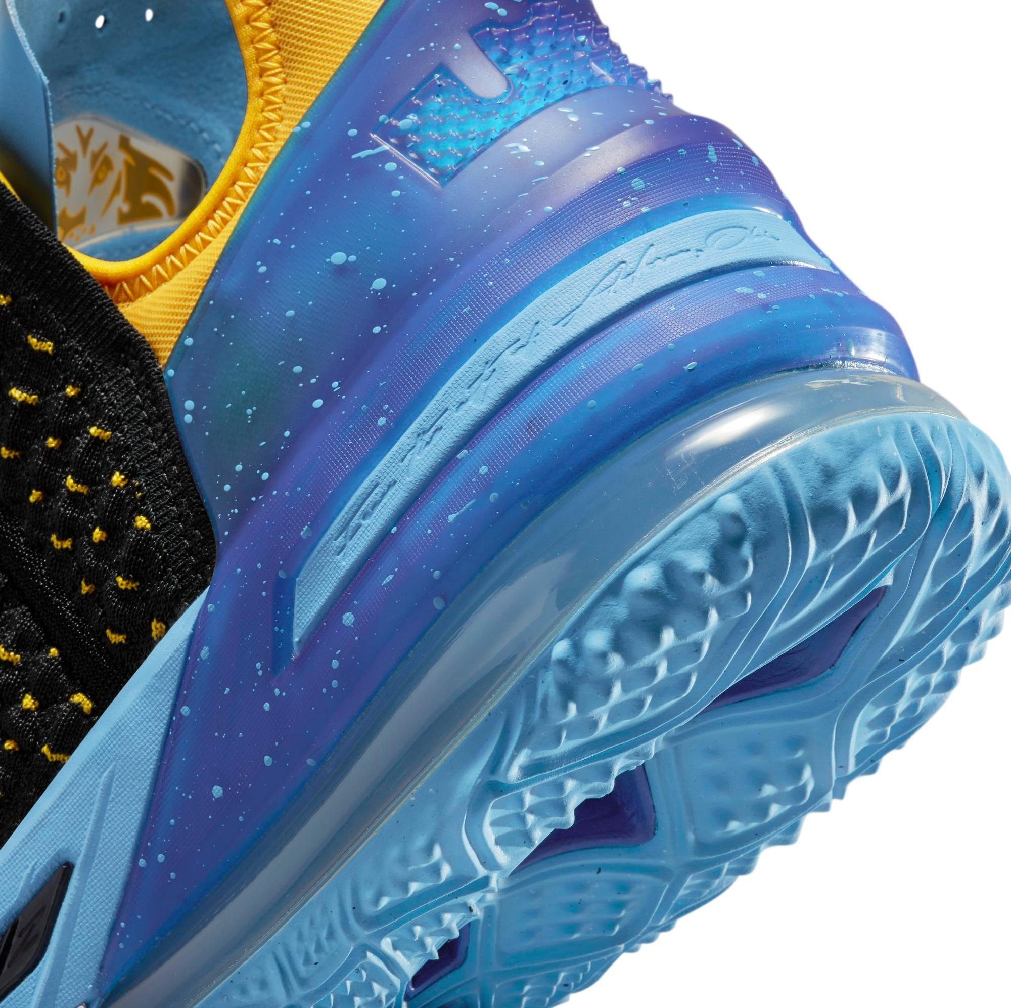 lebron minneapolis lakers shoes