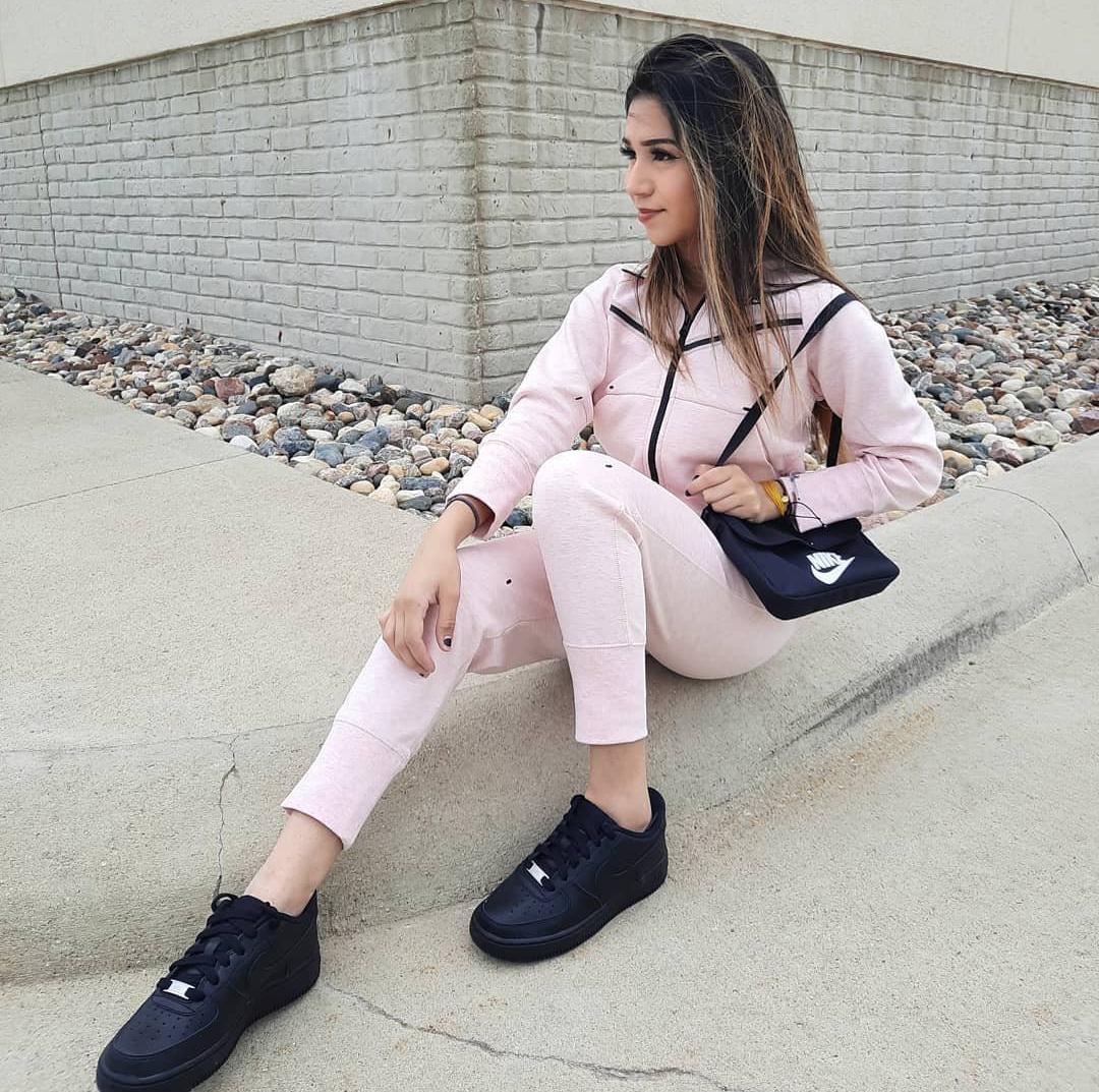 Nike Pink Women's Sweat Set