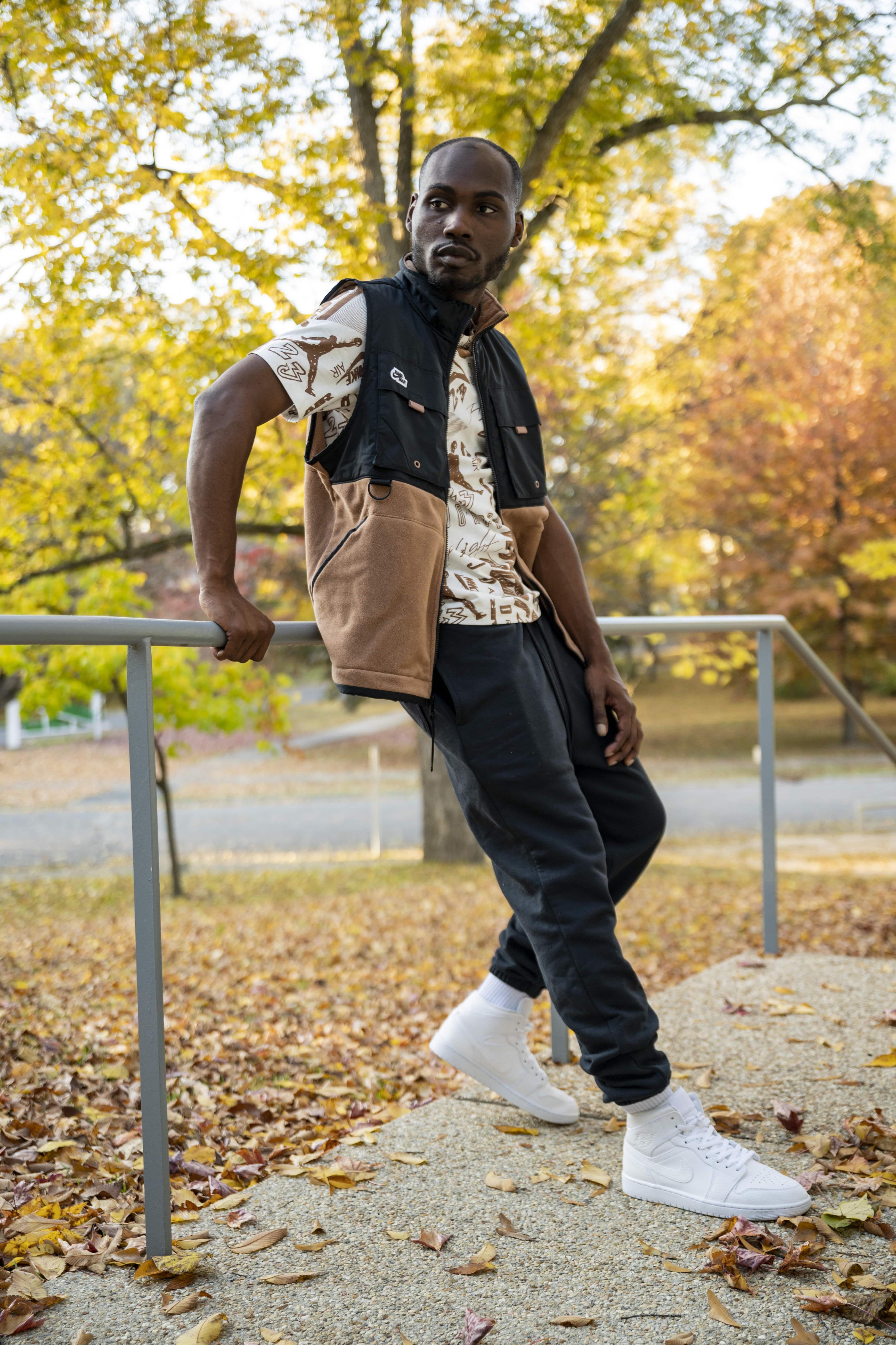 Jordan Men's White High-top, Men's Black Joggers, Men's Jordan Shirt, and Men's Jordan Vest