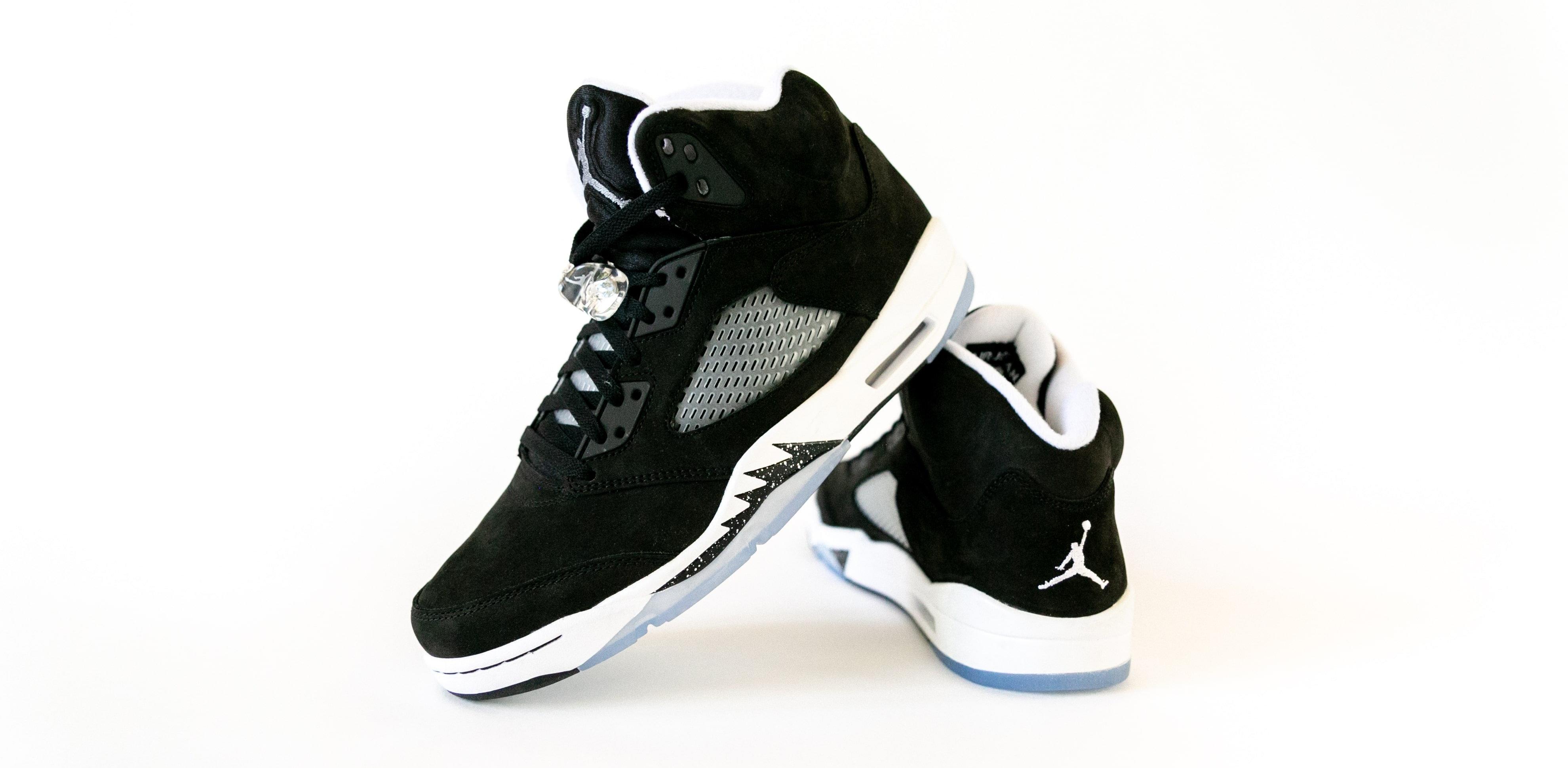 Jordan 5 hibbett on sale sports