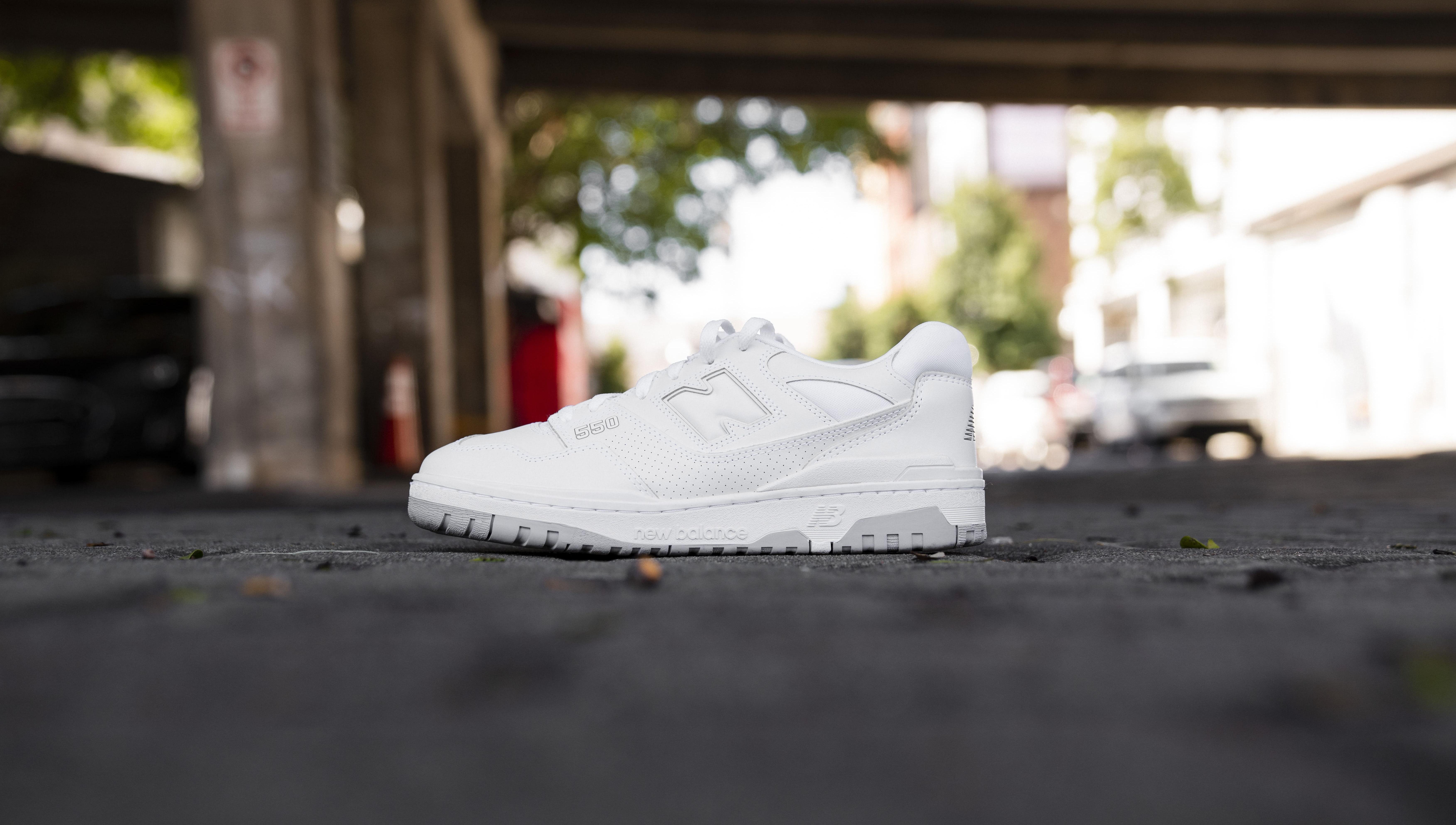 White New Balance 550