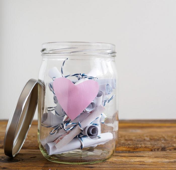 A class jar with bespoke notes for Mother’s Day.