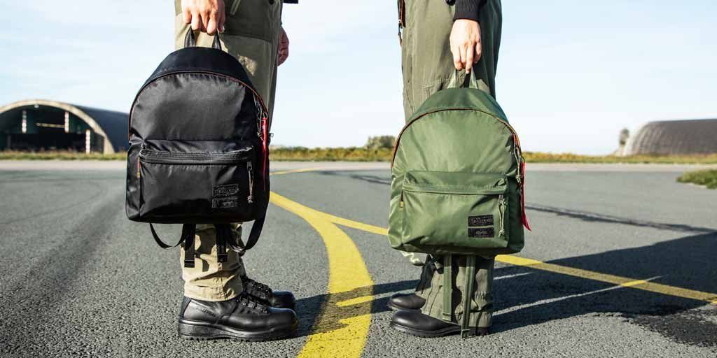 Eastpak store military bag