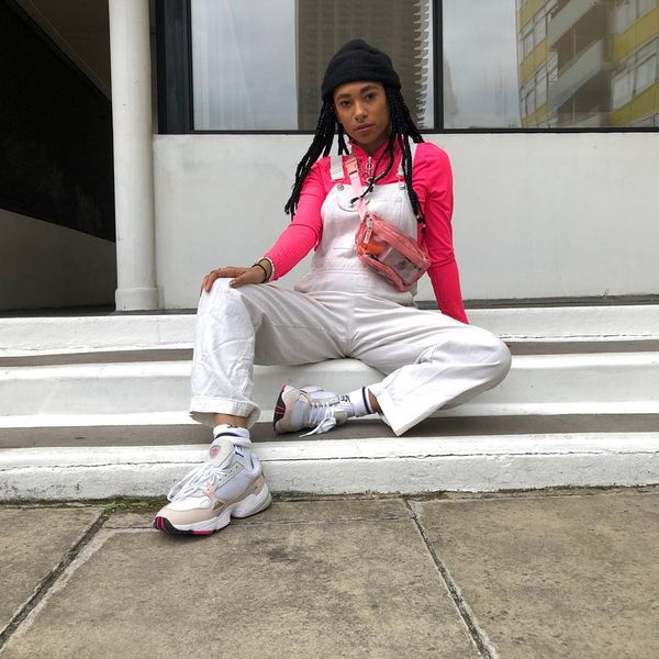 @jessylaw Springer Transparent Pink