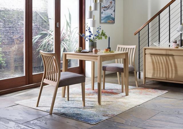 PRODZFRSP000000000030446_duplex_small-extending-dining-table-with-2-low-slatted-back-chair__lifestyle