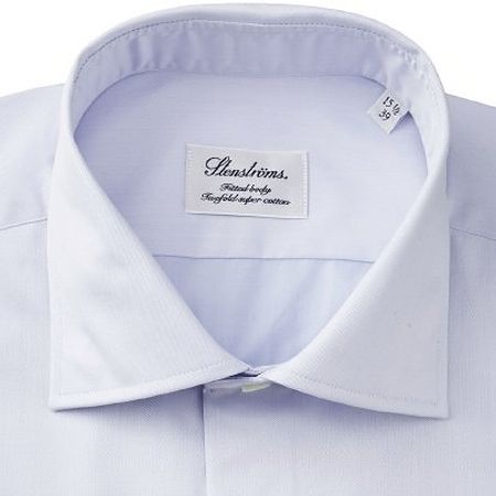 Spread collar on blue shirt