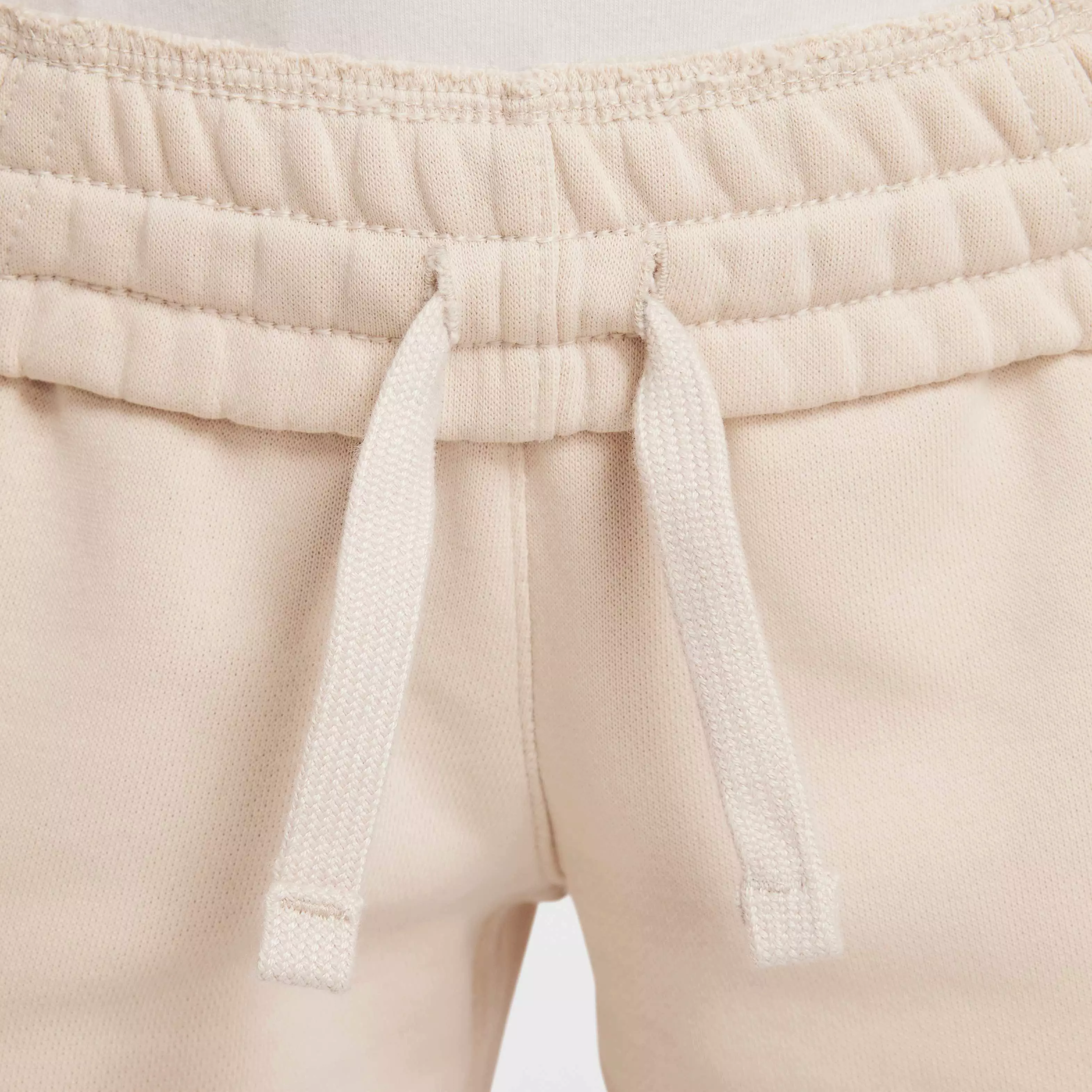 Nike Big Kids' Sportswear Club French Terry LB Cargo Shorts - BROWN