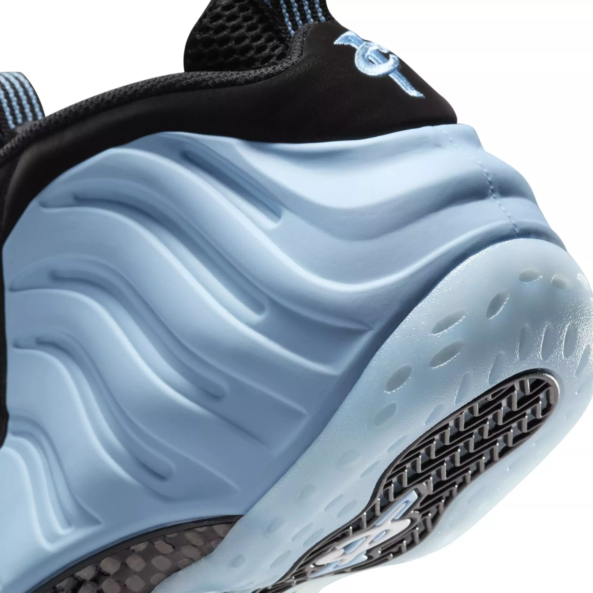 Nike Air Foamposite One "Psychic Blue" Men's Shoe - PSYCHIC BLUE/BLACK