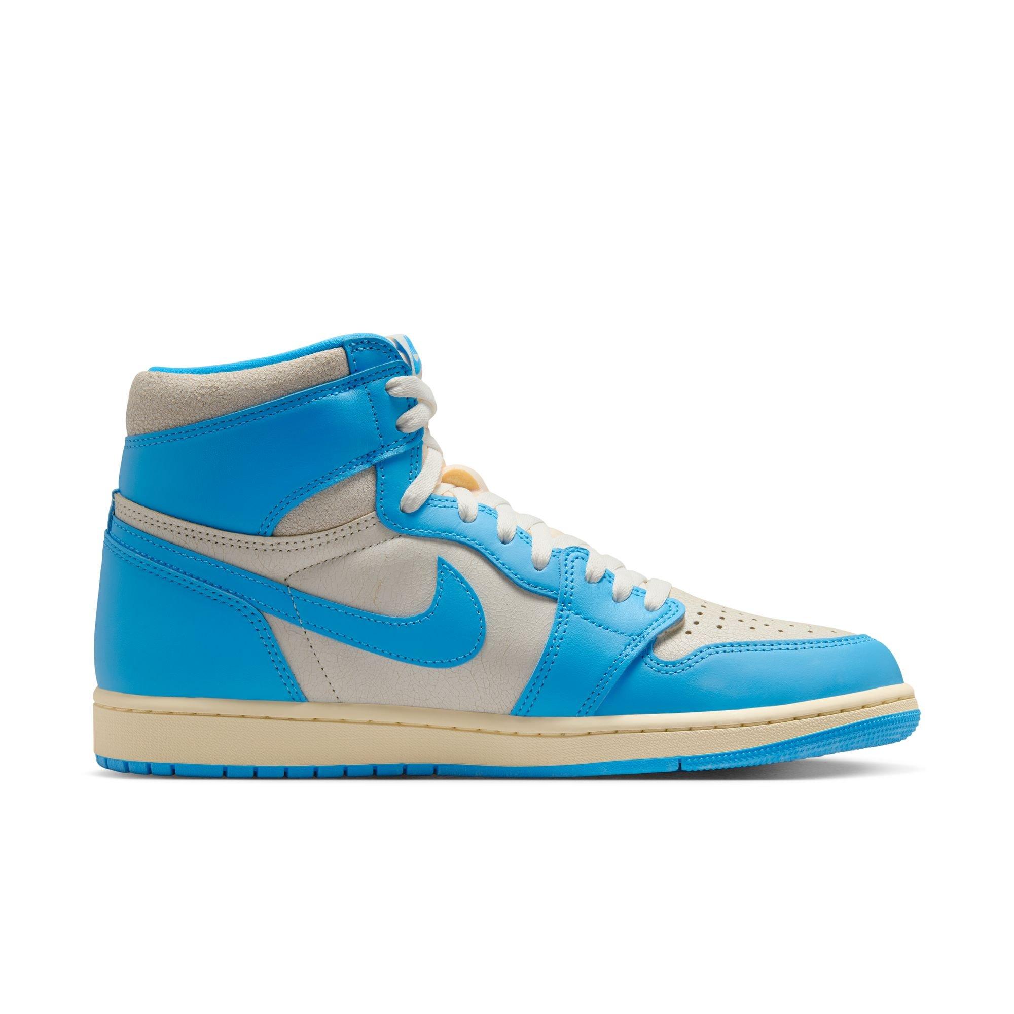 Jordan 1 Retro High OG "UNC Reimagined" Men's Shoe - POWDER BLUE/SAIL Thumbnail View 2