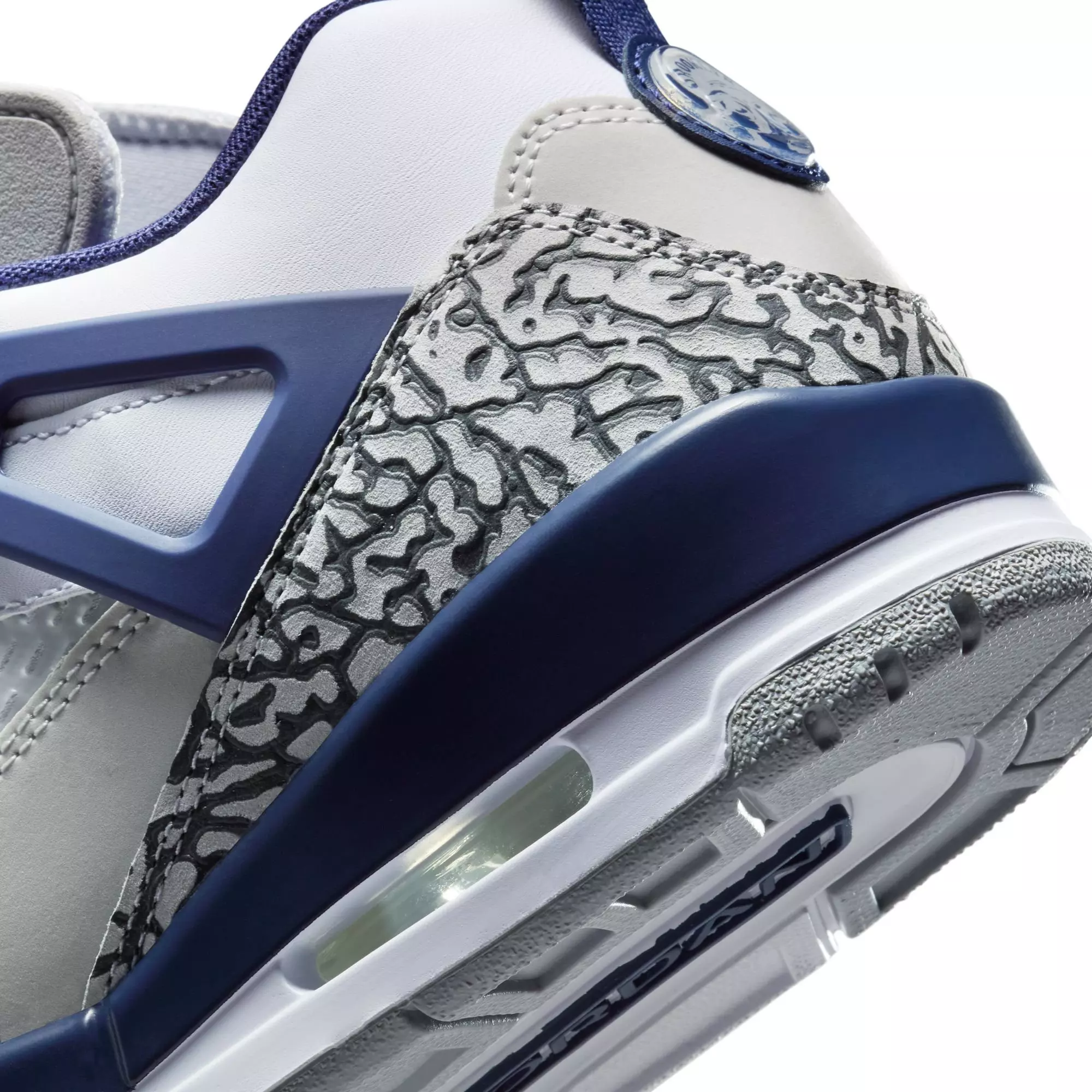 Jordan Spizike Low "White/Midnight Navy/Neutral Grey" Men's Shoe - WHITE/NAVY
