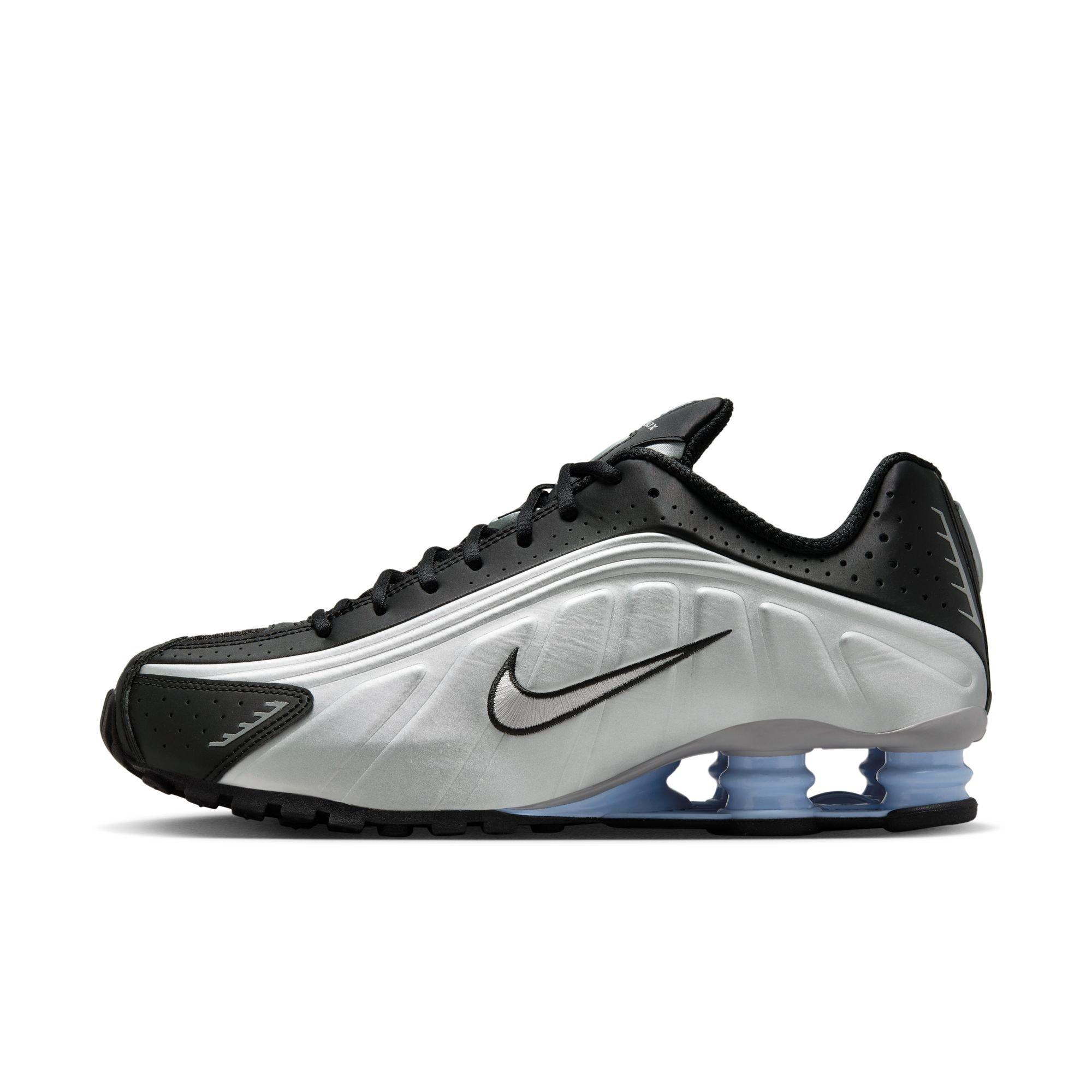 Nike Shox R4 "Metallic Silver/Black" Men's Shoe - METALLIC SILVER/BLACK Thumbnail View 3