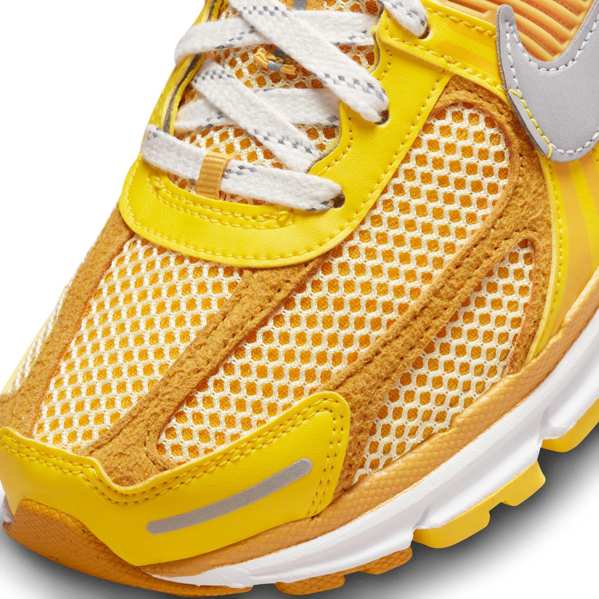 Nike Zoom Vomero 5 Premium "Yellow Strike/Metallic Silver" Men's Shoe - YELLOW Thumbnail View 9
