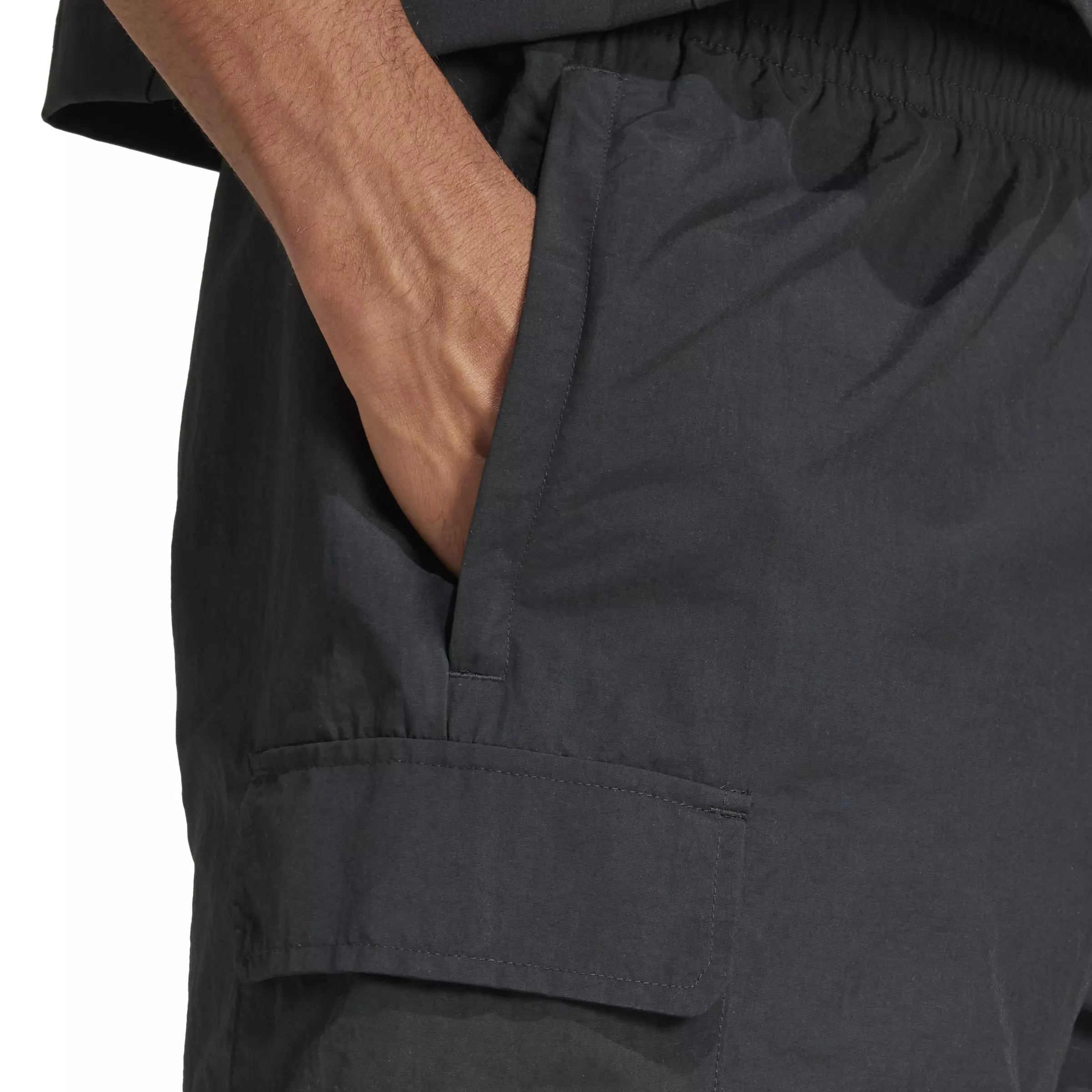 adidas Originals Men's Trefoil Essentials Woven Cargo Shorts - BLACK