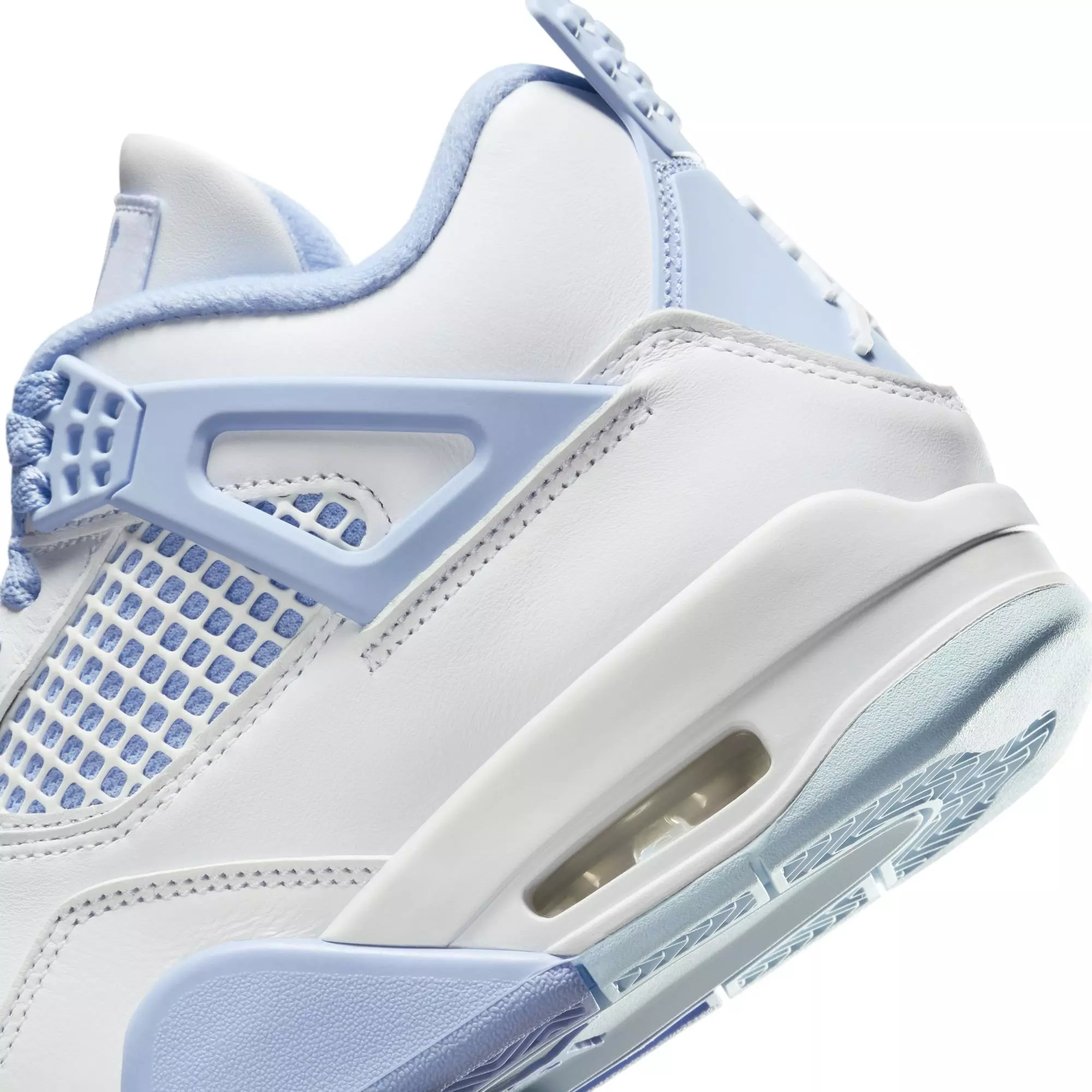 Jordan 4 Retro "Aluminum" Women's Shoe - WHITE/ALUMINUM/BLUE TINT