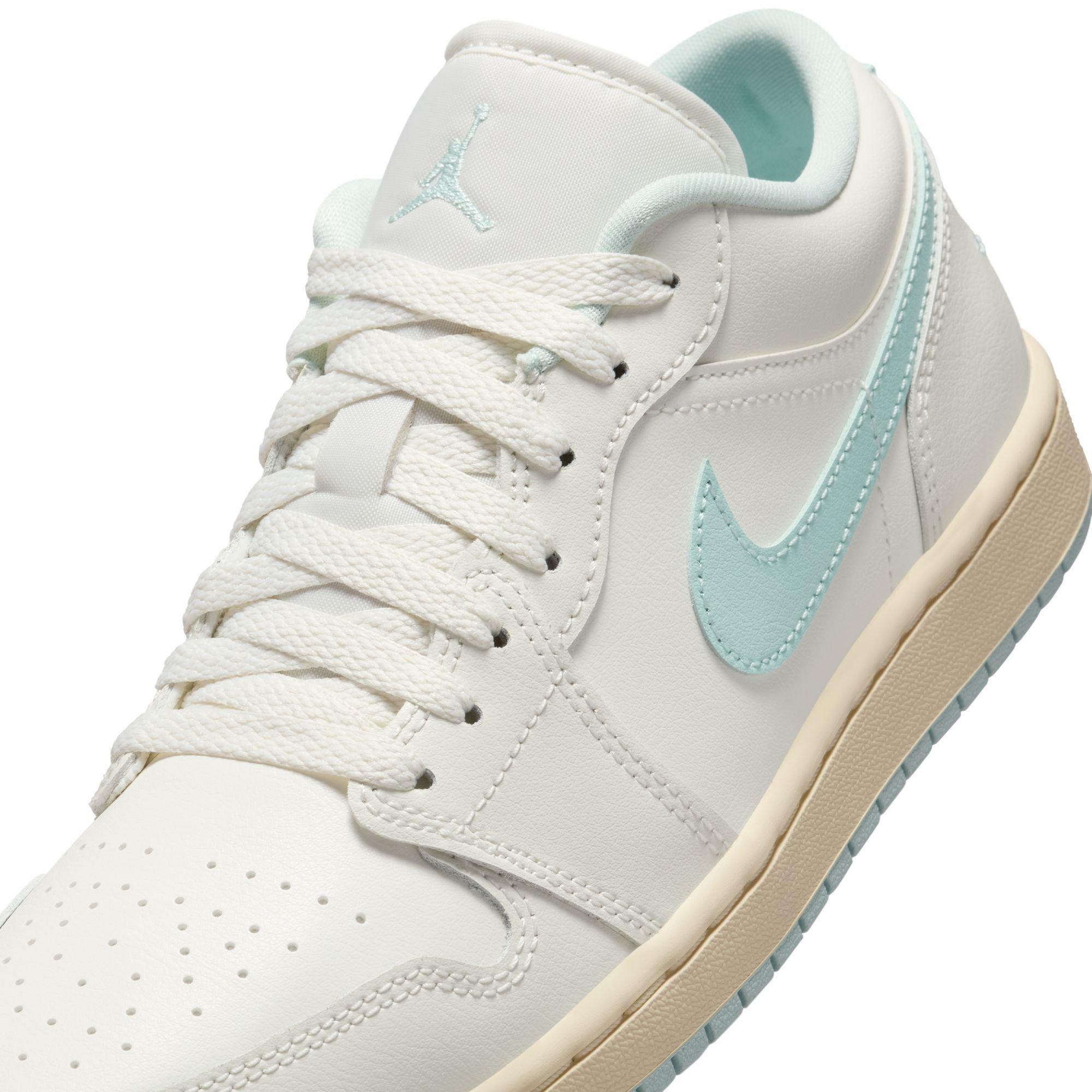 Jordan 1 Low 
