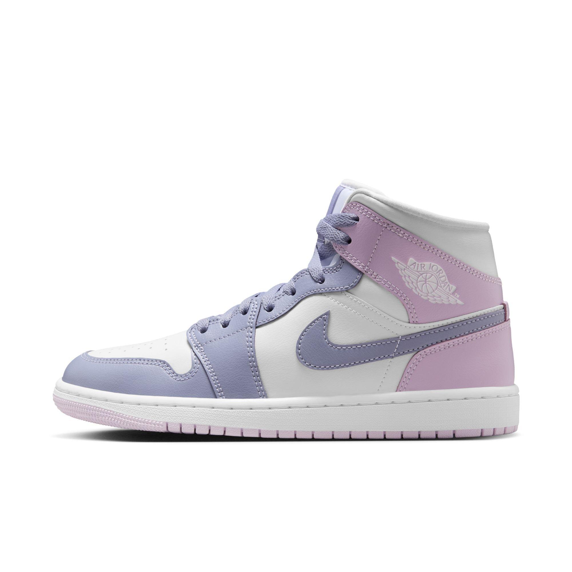Jordan 1 Mid "Indigo Haze/Doll/White" Women's Shoe - WHITE/LT PURPLE Thumbnail View 3