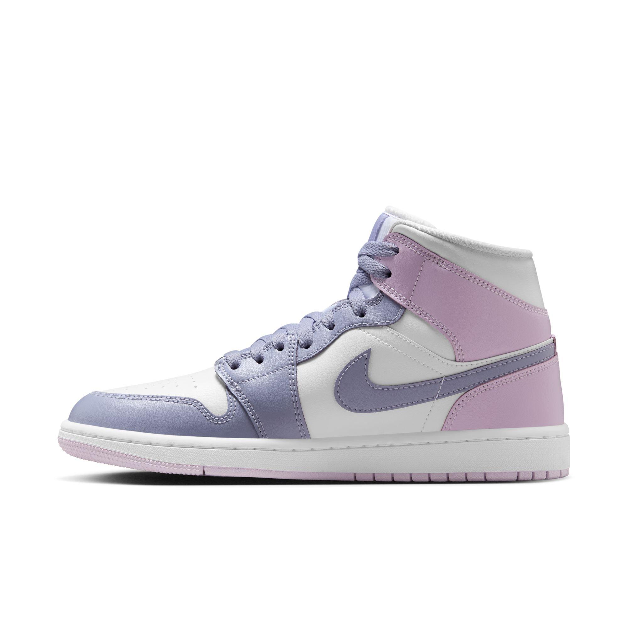Jordan 1 Mid "Indigo Haze/Doll/White" Women's Shoe - WHITE/LT PURPLE Thumbnail View 4