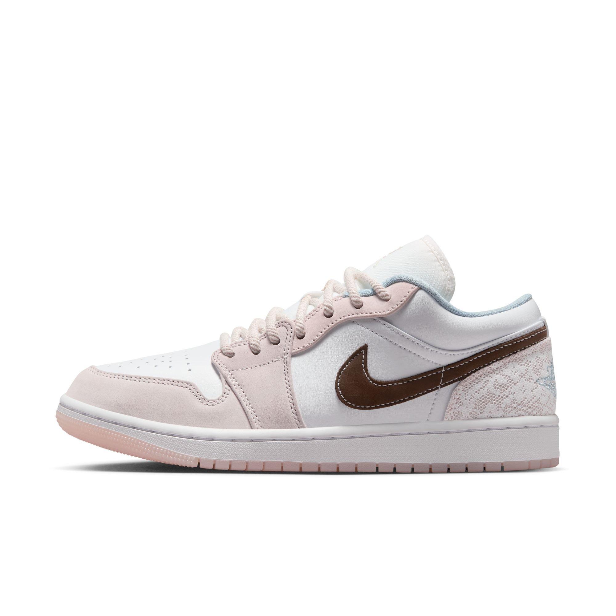 Jordan 1 Low "White/Ironstone/Light Soft Pink" Women's Shoe - WHITE/GREY Thumbnail View 3