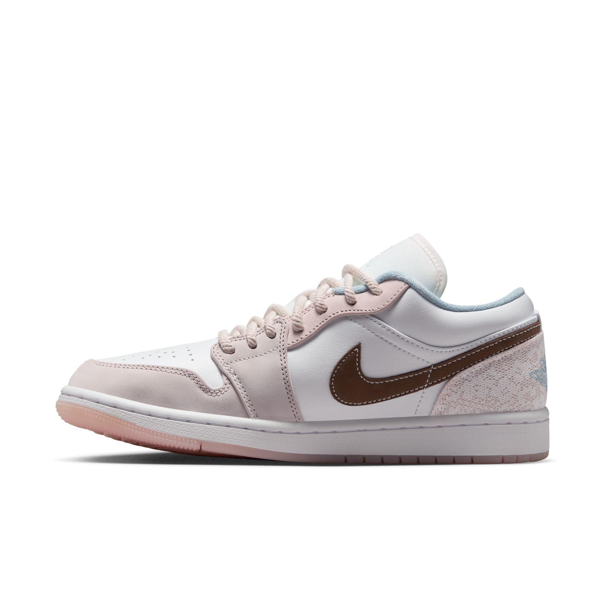 Jordan 1 Low "White/Ironstone/Light Soft Pink" Women's Shoe - WHITE/GREY Thumbnail View 4