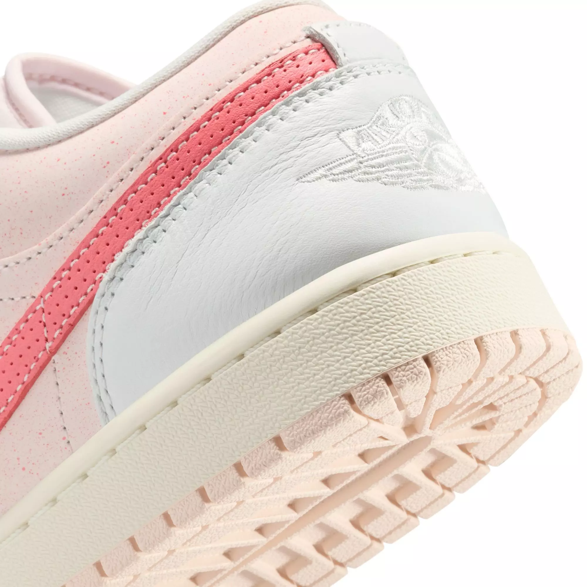 Jordan 1 Low SE "Summit White/Magic Ember/Light Soft Pink" Women's Shoe - ORANGE/OFF-WHITE