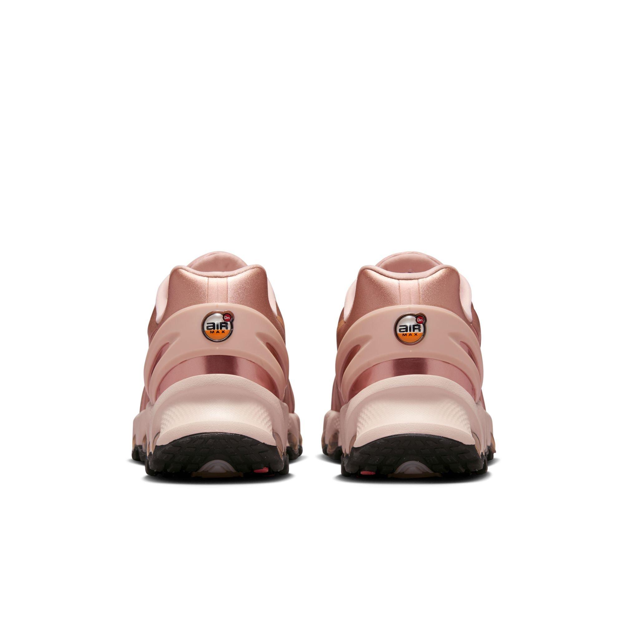 Nike Air Max Dn8 "Bronze" Women's Shoe - METALLIC RED BRONZE/BLACK/PARTICLE BEIGE Thumbnail View 9