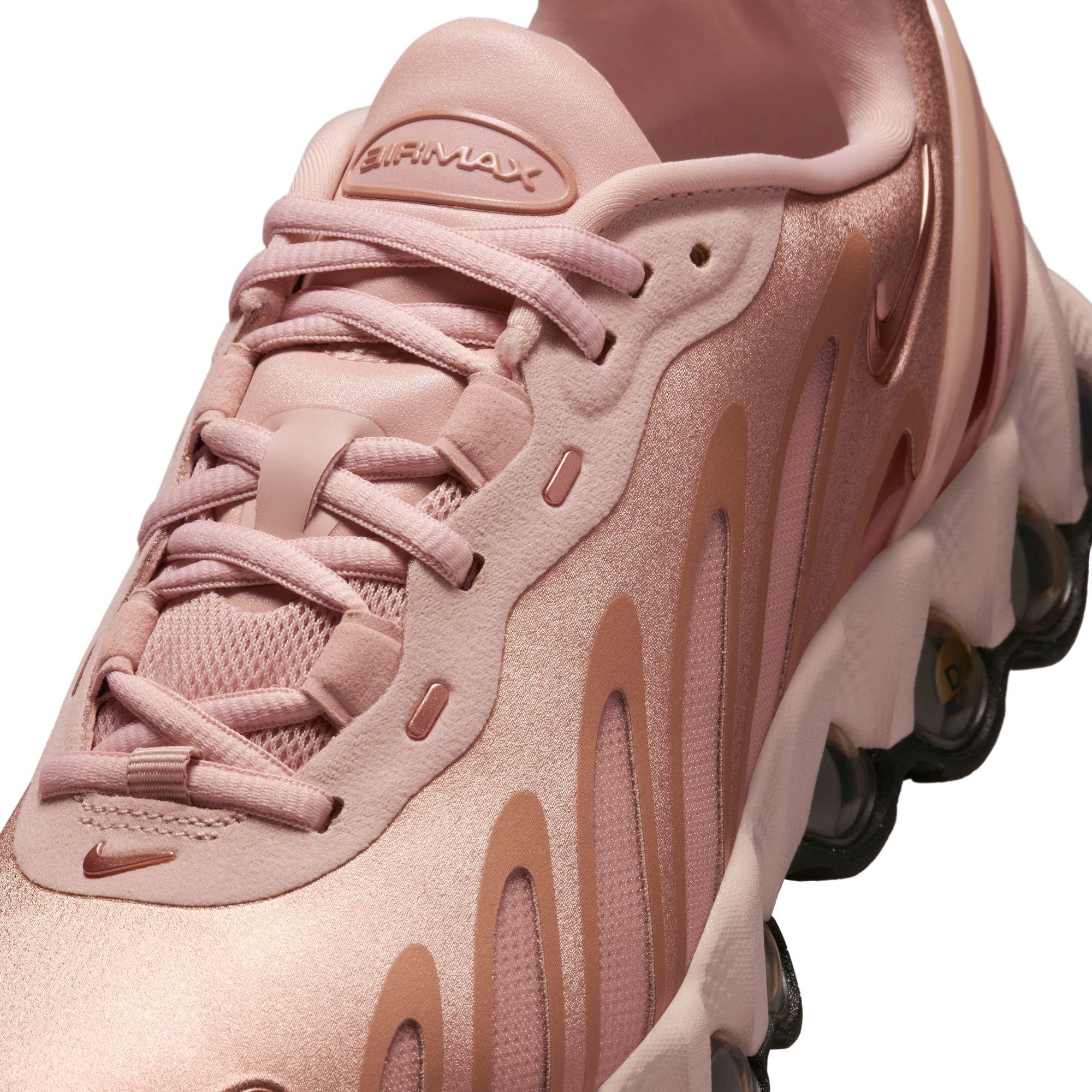 Nike Air Max Dn8 "Bronze" Women's Shoe - METALLIC RED BRONZE/BLACK/PARTICLE BEIGE Thumbnail View 4