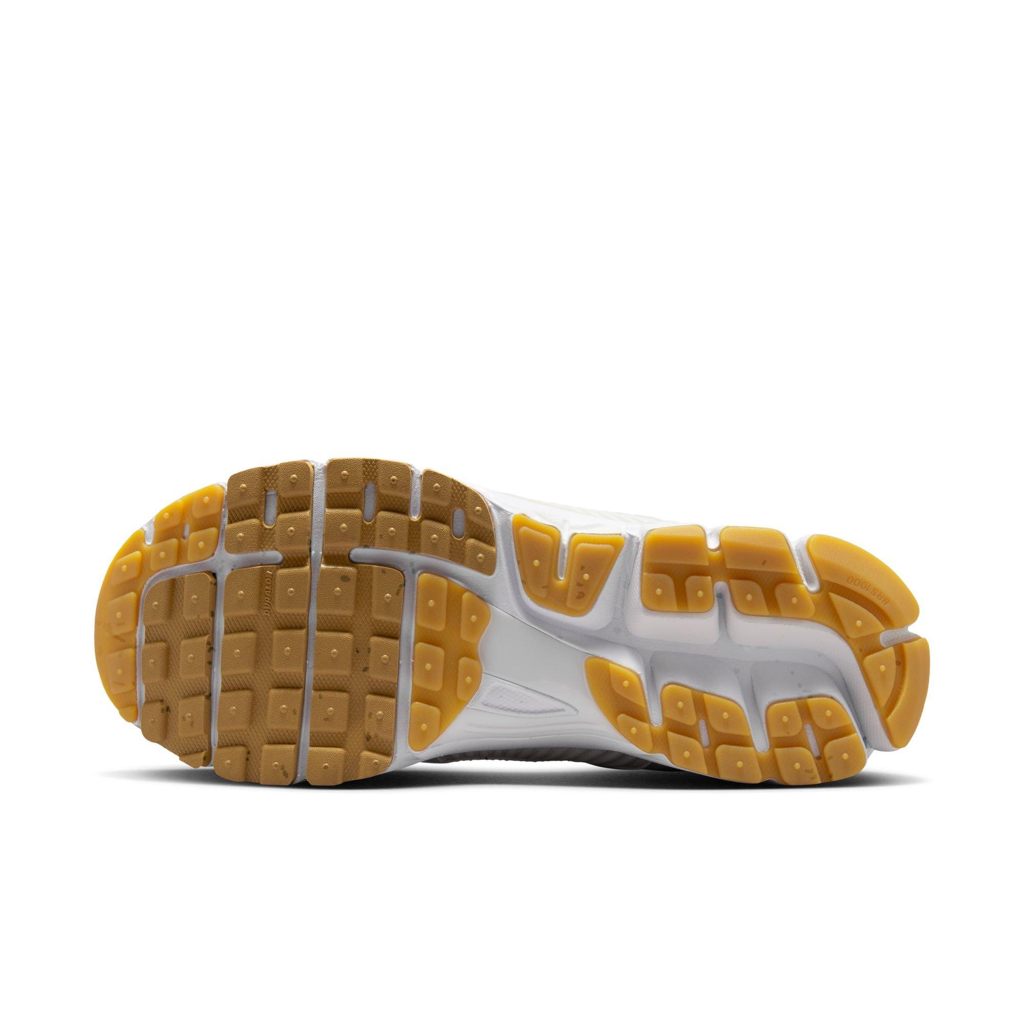 Nike Vomero 5 Women's "White/Phantom/Summit White" Shoe