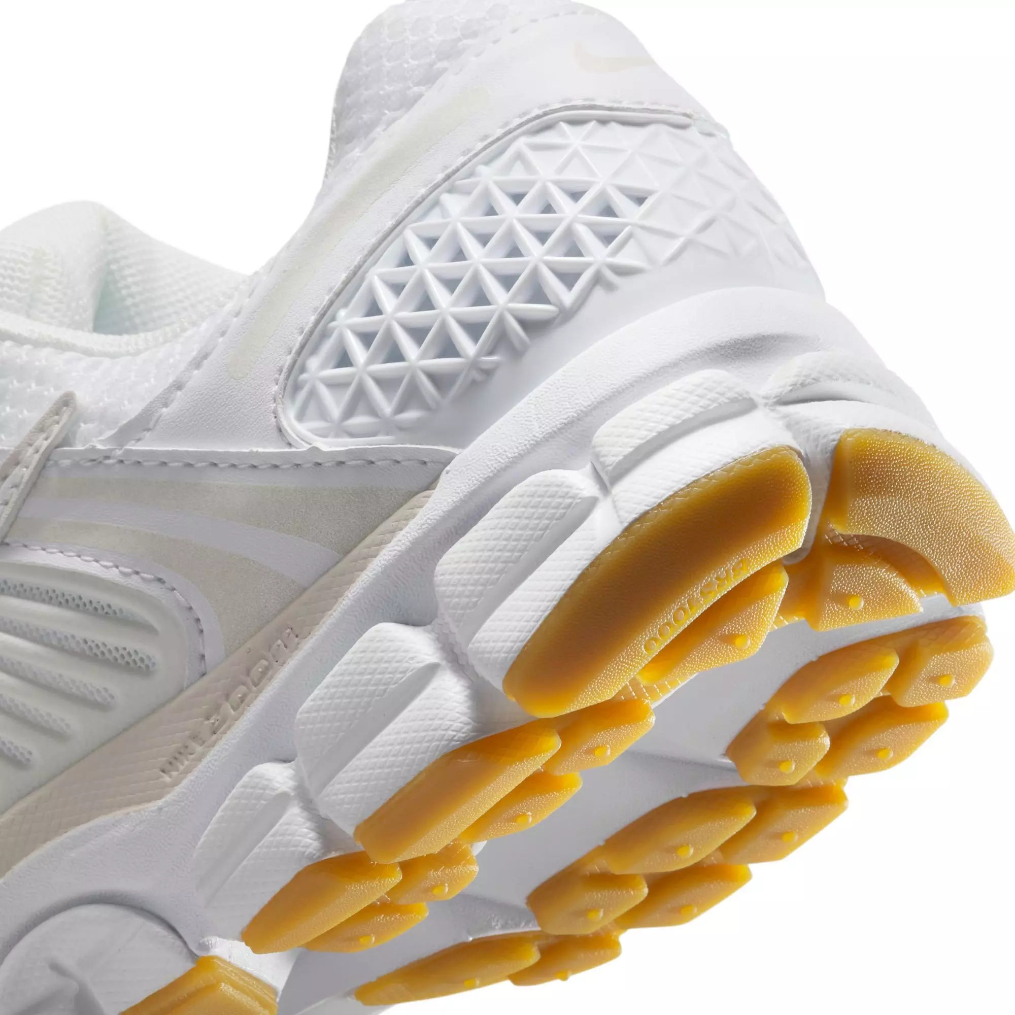 Nike Vomero 5 "White/Phantom/Summit White" Women's Shoe - WHITE/SILVER