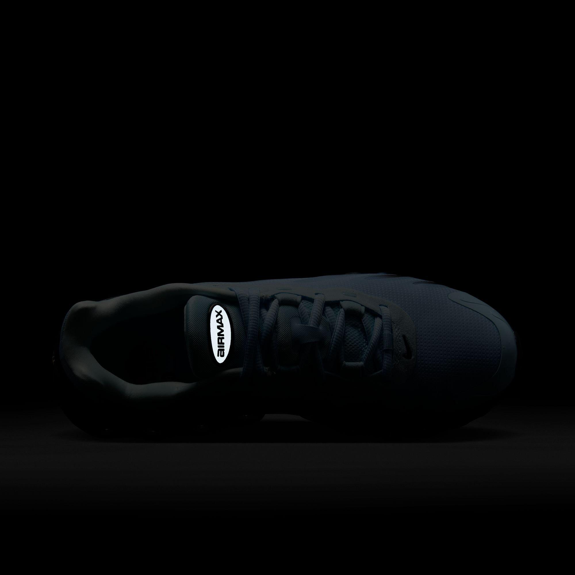 Nike Air Max Dn8 