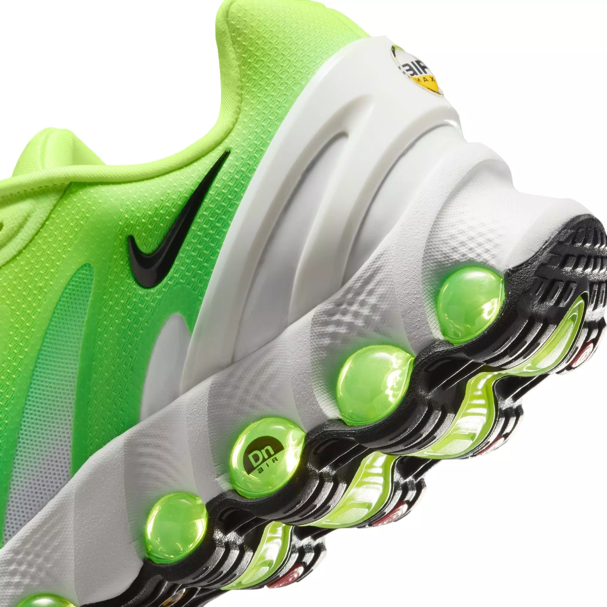 Nike Air Max Dn8 "Volt" Women's Shoe - VOLT/BLACK/GREEN STRIKE