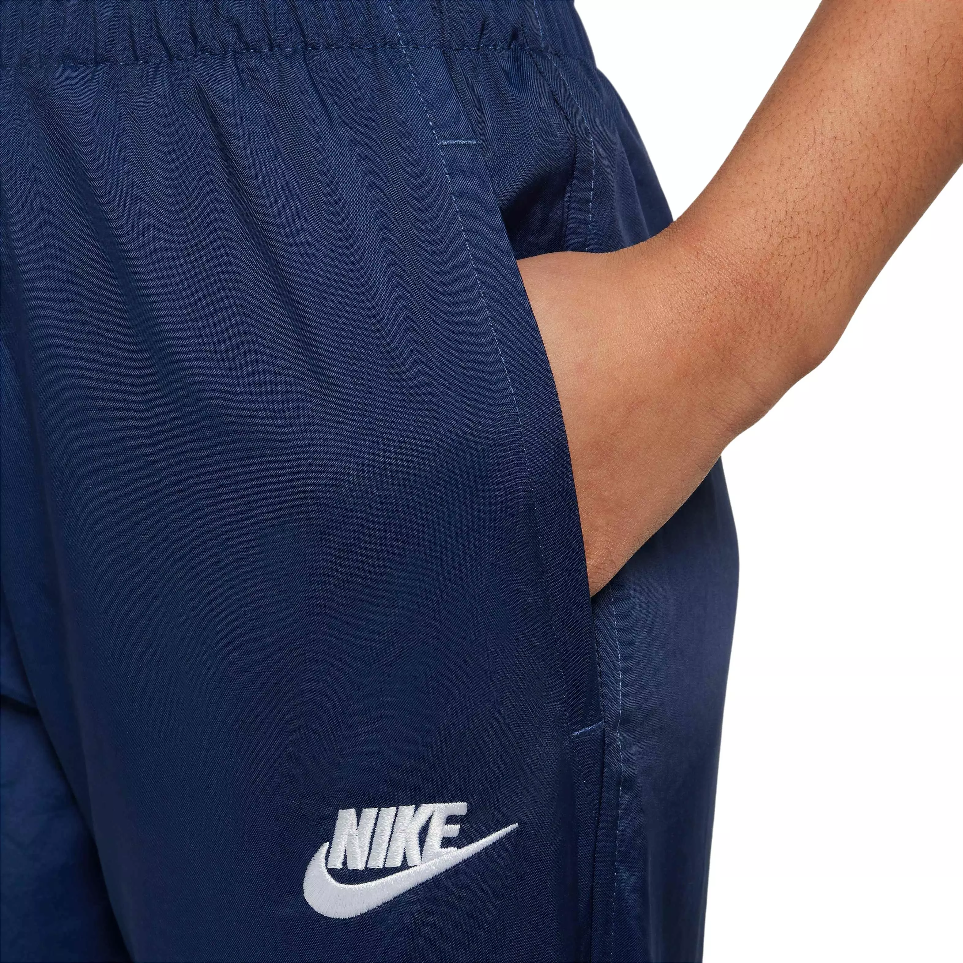Nike Big Kids' Sportswear Club Woven Joggers - NAVY