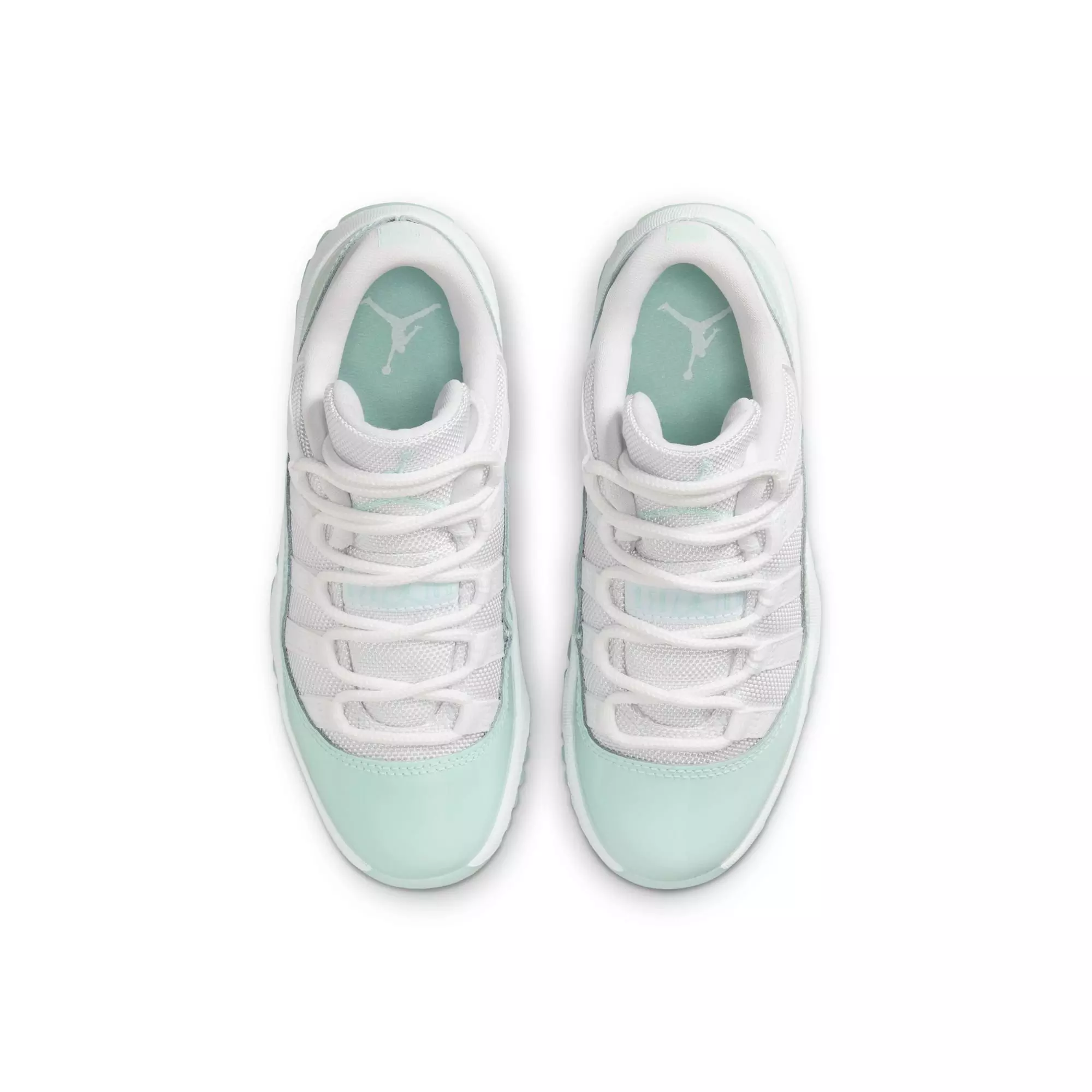 Jordan 11 Retro Low “Igloo” Preschool Girls' Shoe - WHITE/IGLOO
