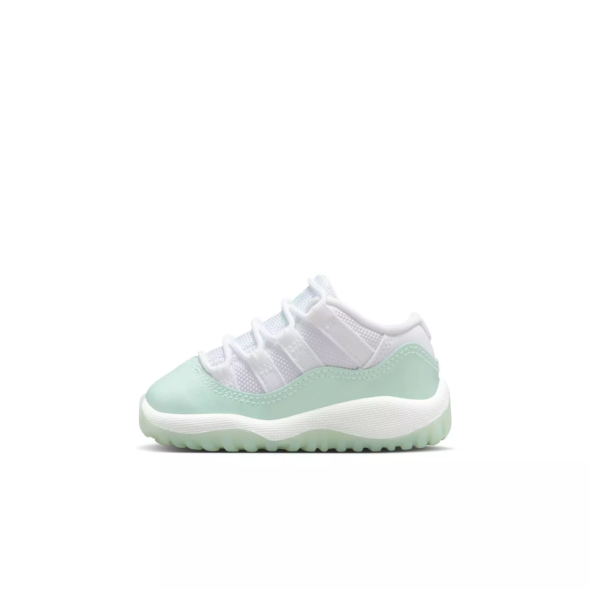 Jordan 11 Retro Low "Igloo" Toddler Girls' Shoe - WHITE/IGLOO
