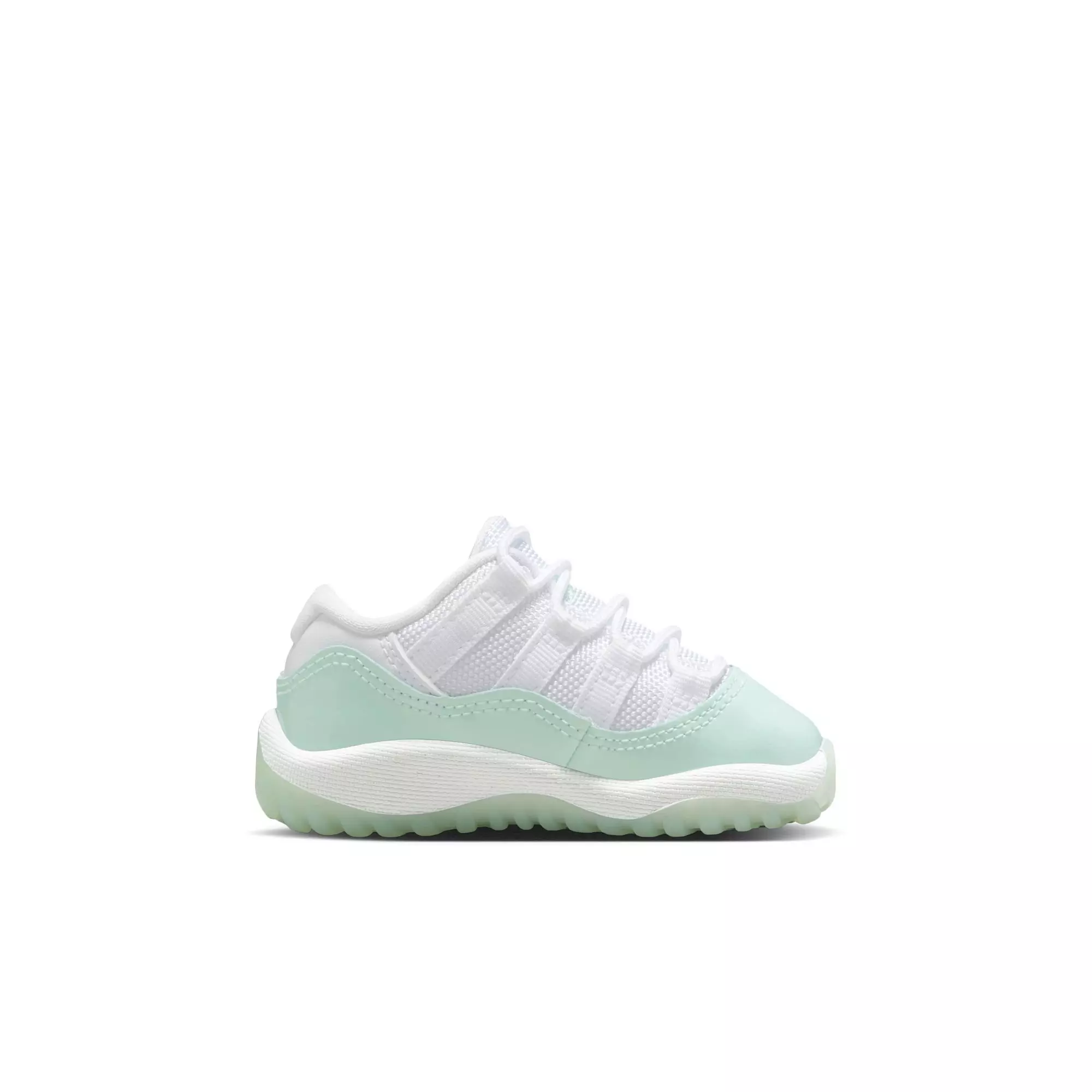 Jordan 11 Retro Low "Igloo" Toddler Girls' Shoe - WHITE/IGLOO