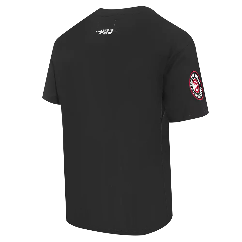 Pro Standard Men's Atlanta Hawks 2025 Knockout Drop Shoulder Short Sleeve Tee-Black - BLACK