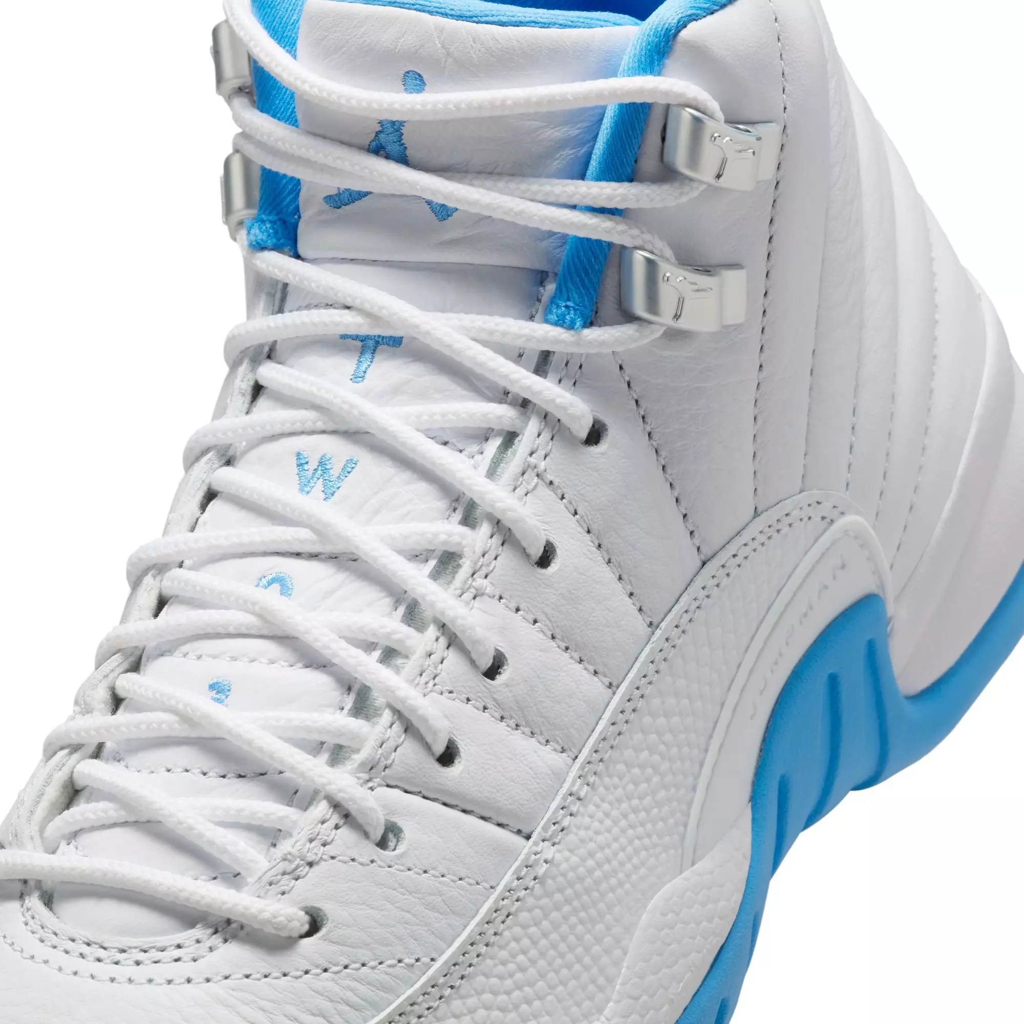 Jordan 12 Retro "White and University Blue" Grade School Kids' Shoe - WHITE/BLUE