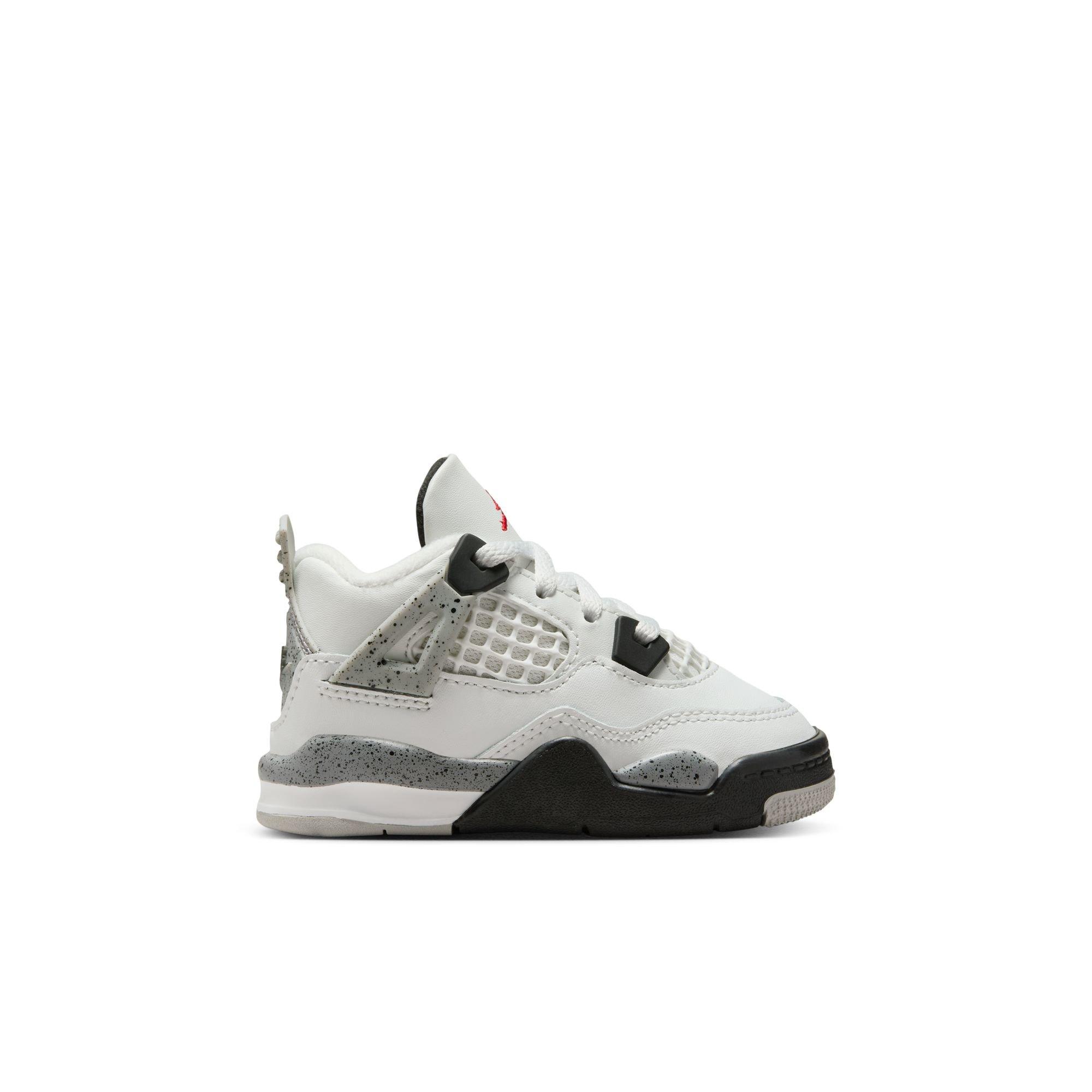 Air Jordan 4 Retro Shoes
