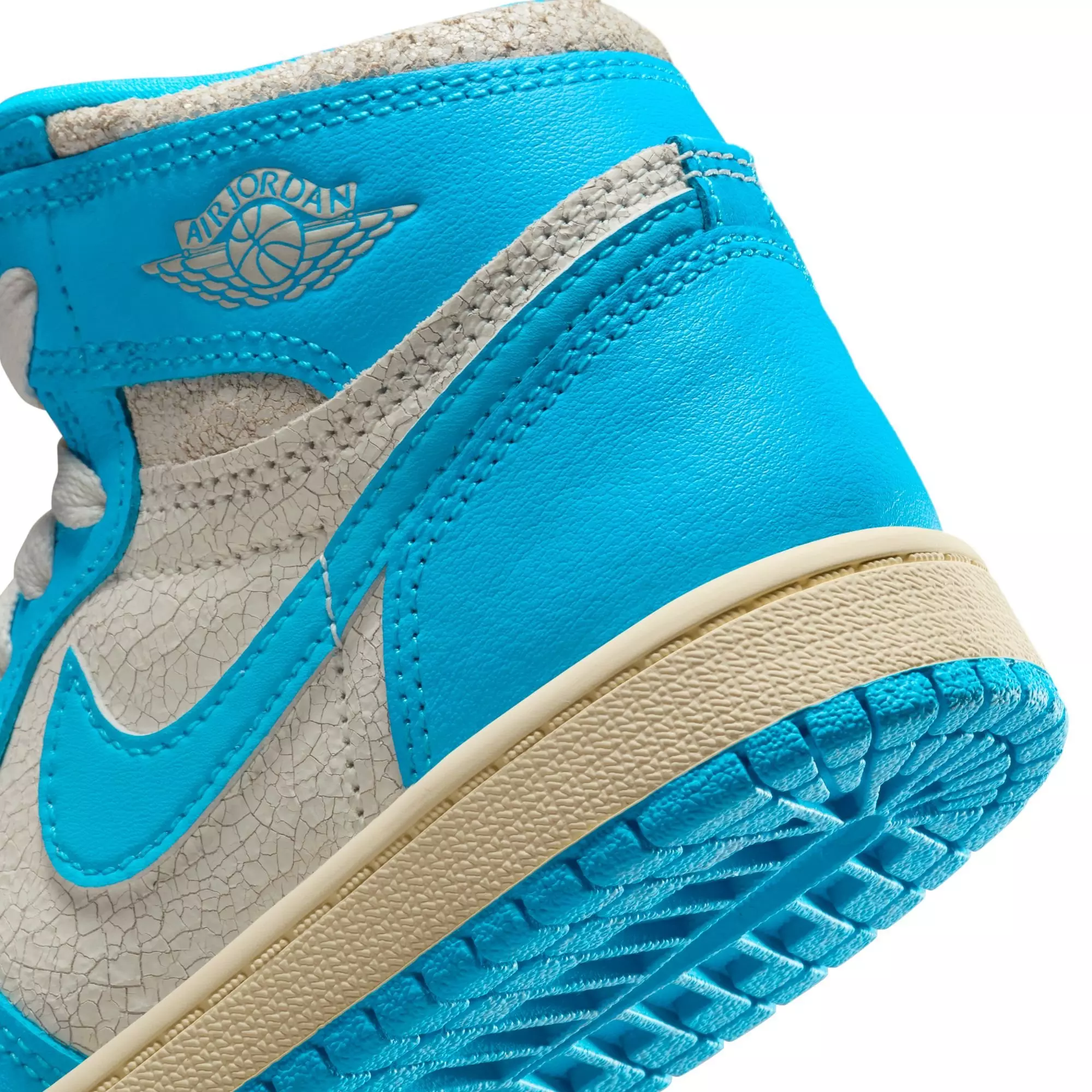 Jordan 1 Retro High OG "UNC Reimagined" Preschool Kids' Shoe - POWDER BLUE/SAIL