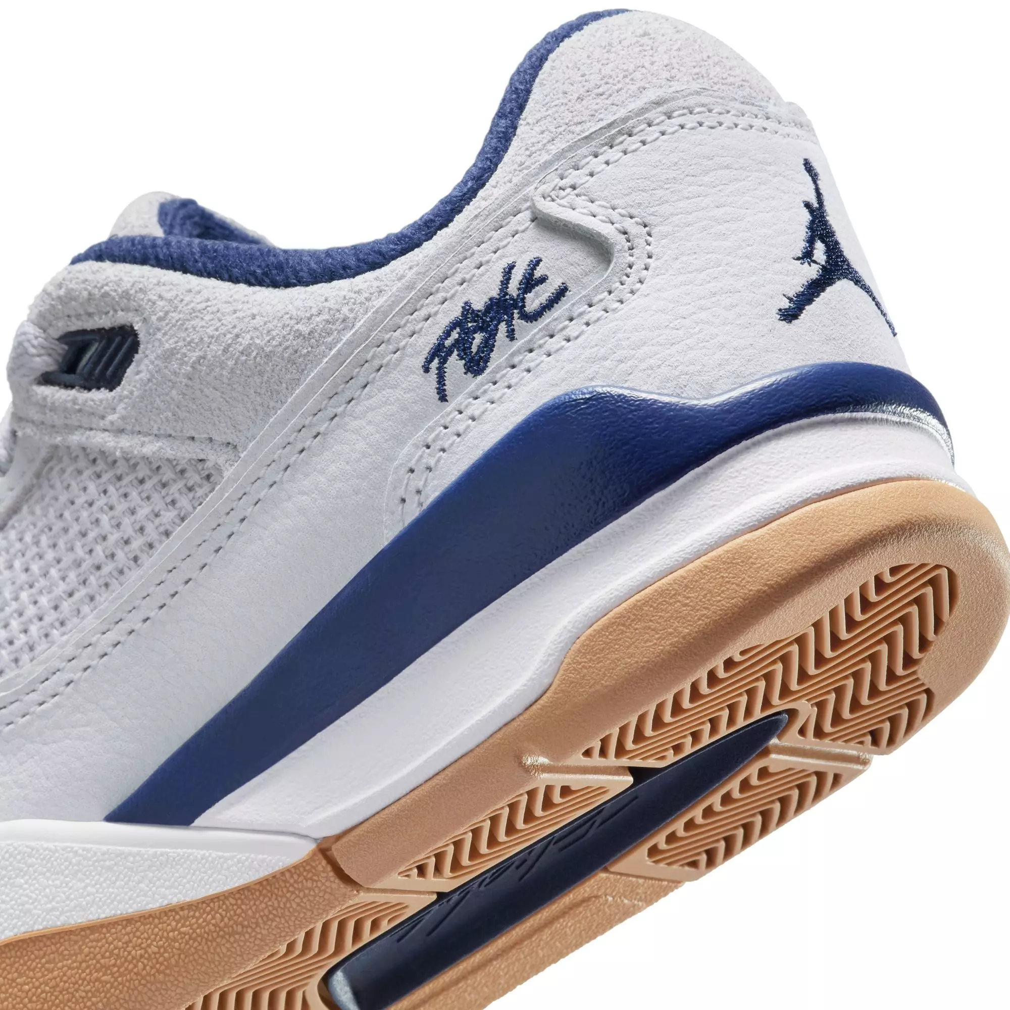 Jordan Flight Court "Neutral Grey/Midnight Navy/White" Grade School Boys' Shoe - GREY/NAVY