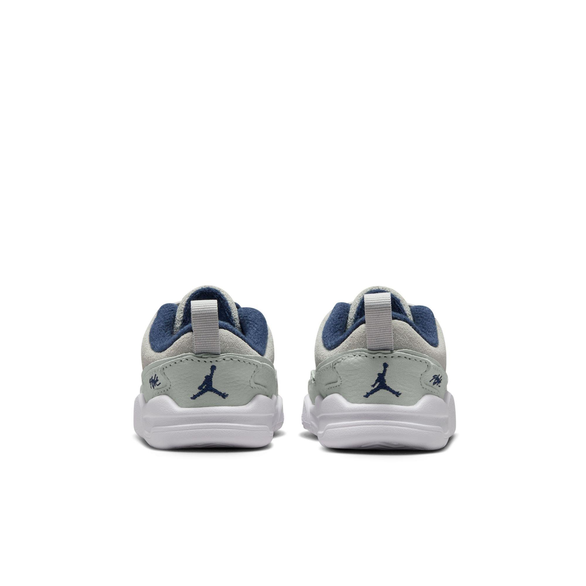Jordan Flight Court Toddler Boys' "Neutral Grey/Midnight Navy/White" Shoe