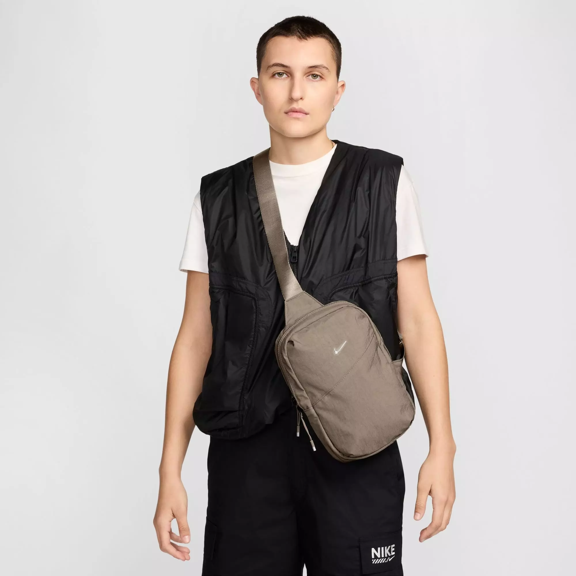 Nike Aura Crossbody Bag 5L - Brown - BROWN