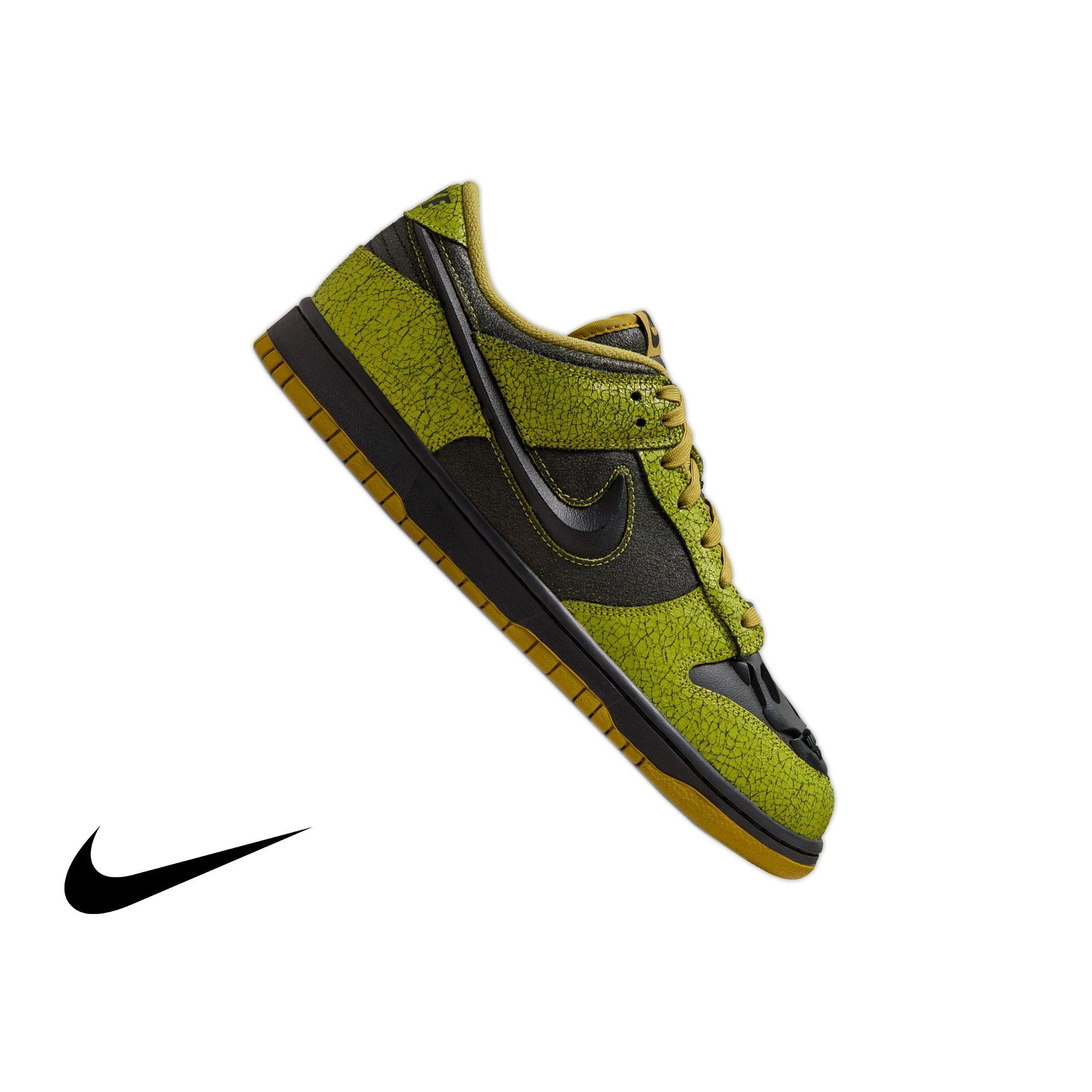 Nike Dunk Low Retro "Halloween" Grade School Kids' Shoe​ - BRIGHT CACTUS/BLACK/GREEN CURRY