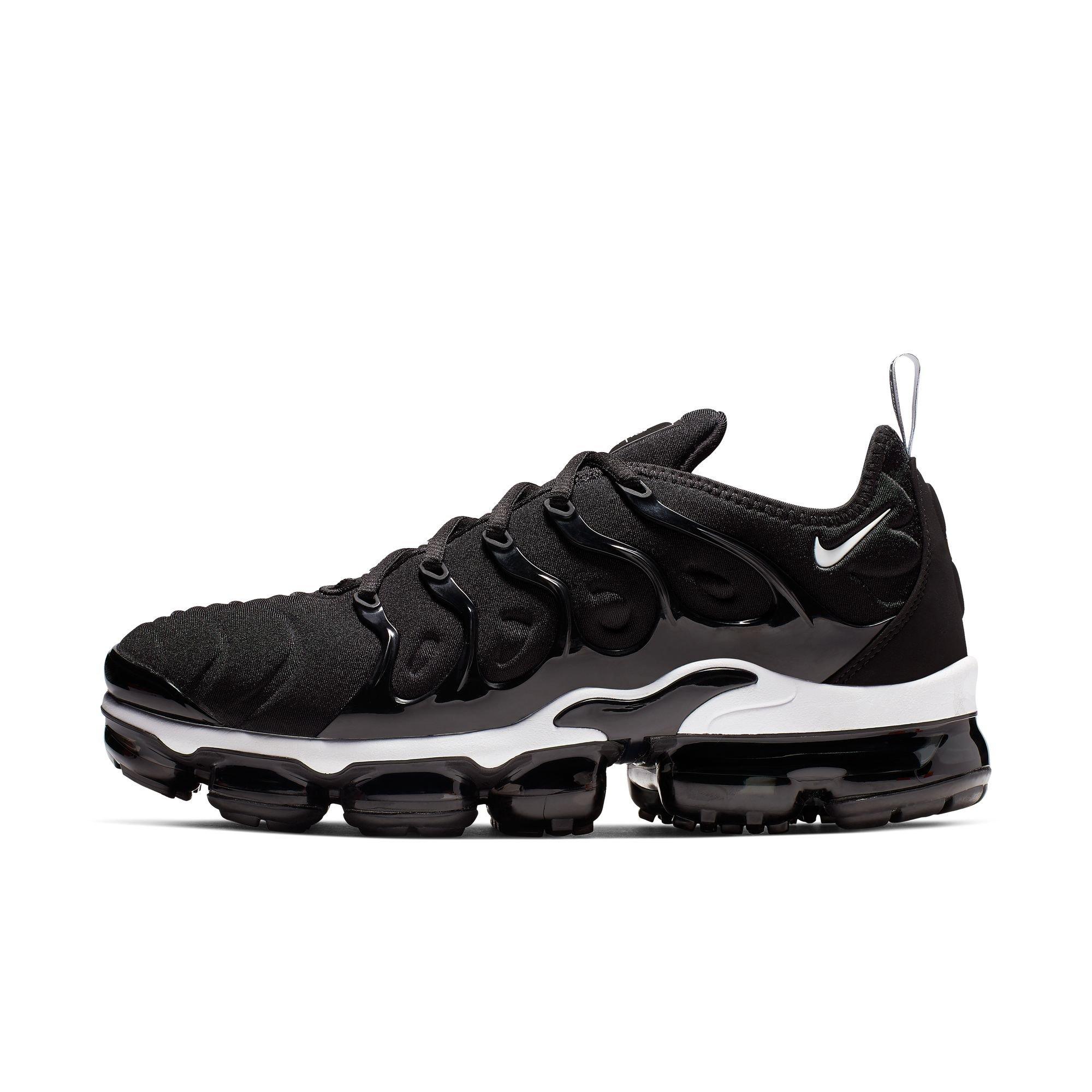 Nike Air VaporMax Plus Men's Athletic Sneakers - Black/White
