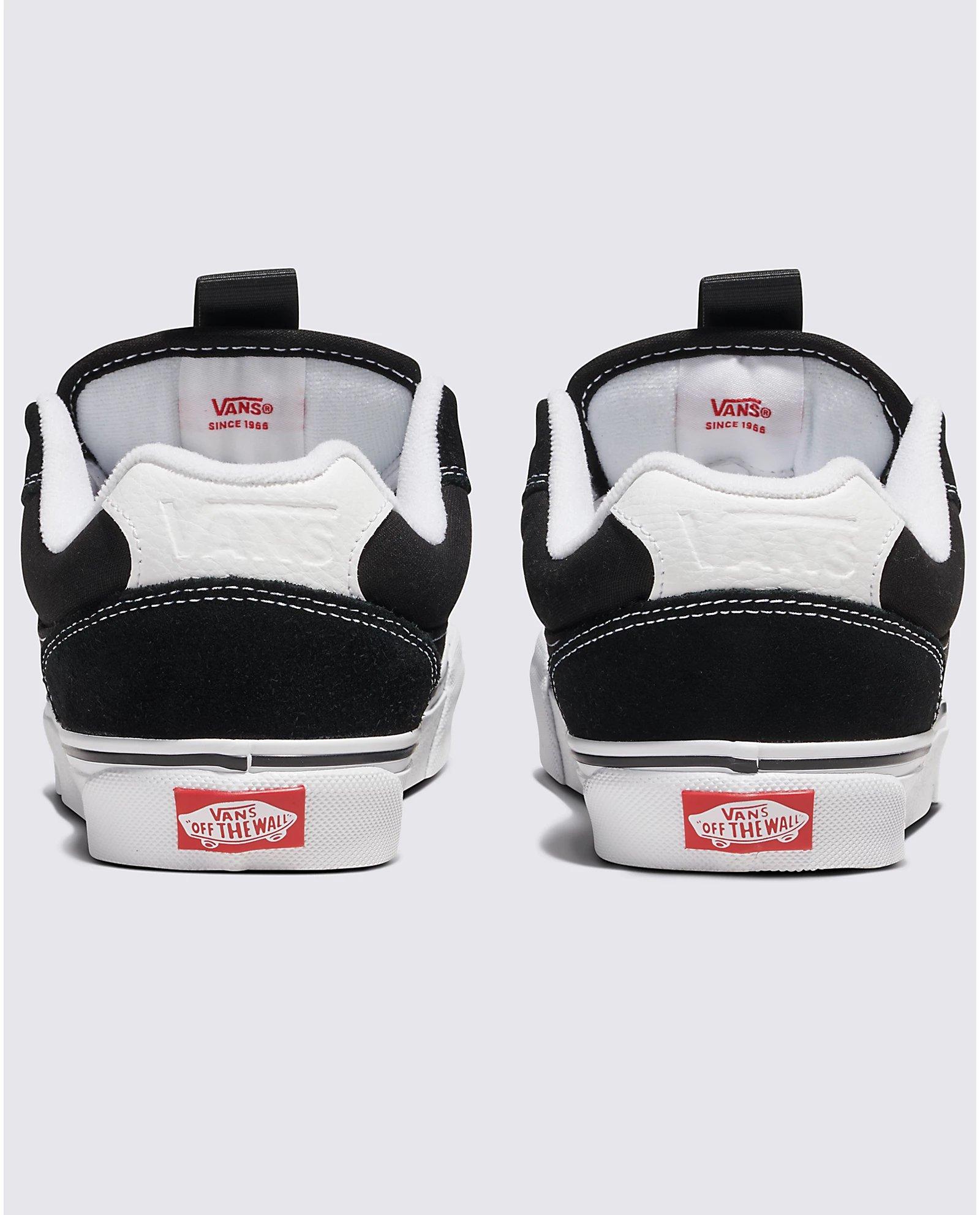 Vans Chukka Push "Black/White" Unisex Shoe - BLACK/WHITE Thumbnail View 4