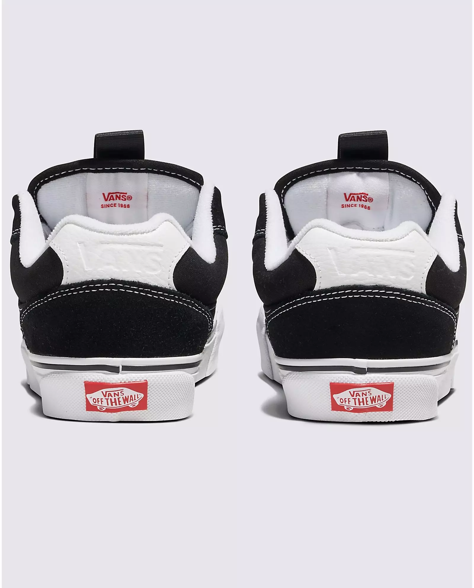 Vans Chukka Push "Black/White" Unisex Shoe - BLACK/WHITE