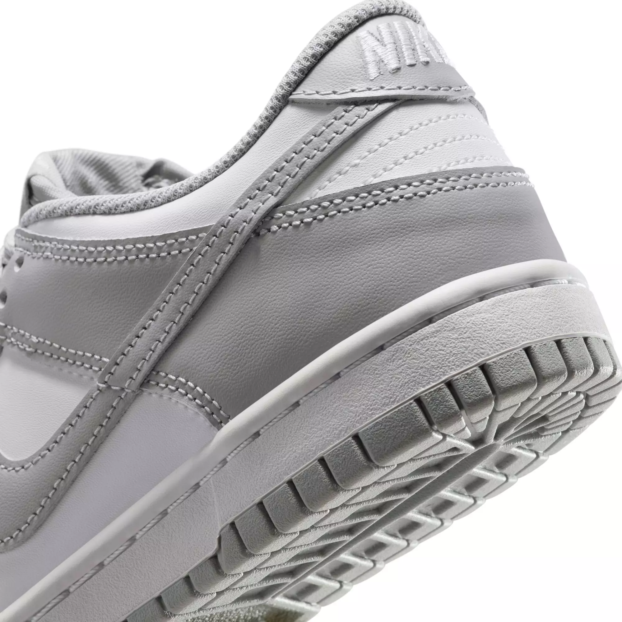 Nike Dunk Low "White/Lt Smoke Grey" Grade School Boys' Shoe - GREY/WHITE