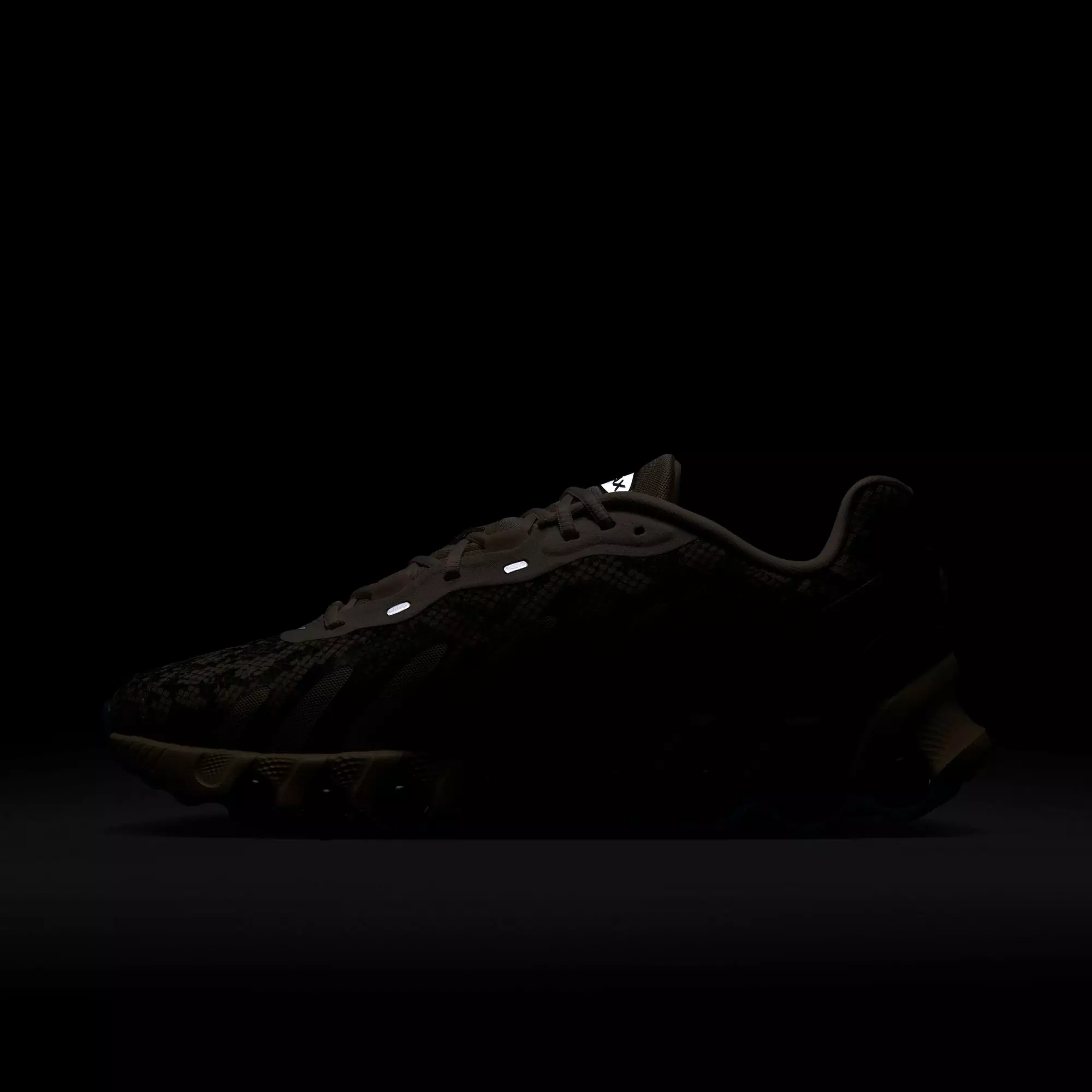 Nike Air Max Dn8 Premium "Snakeskin" Men's Shoe - KHAKI/DENIM TURQUOISE