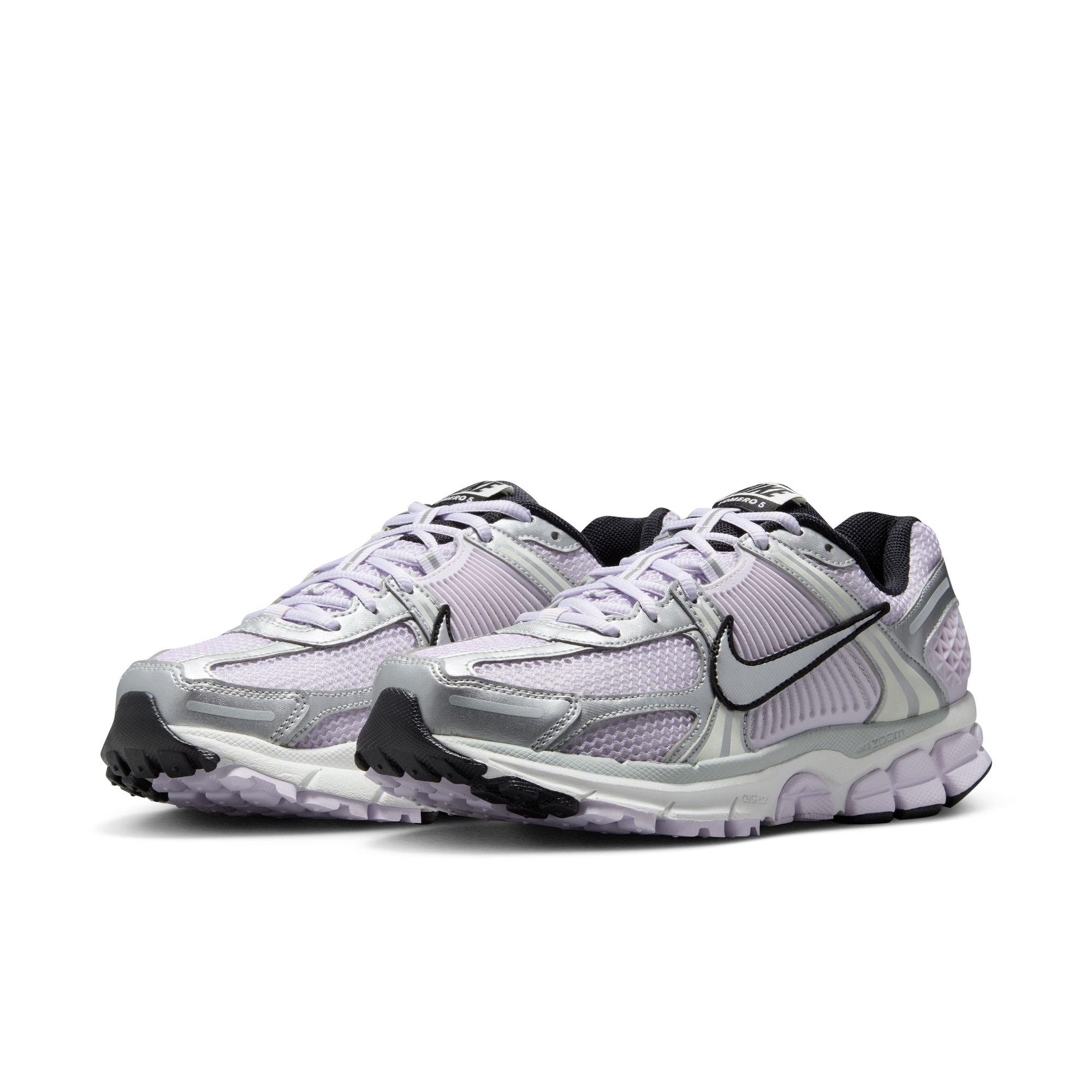 Nike Vomero 5 "Barely Grape/Metallic Silver/Photon Dust" Women's Shoe - PURPLE/SILVER Thumbnail View 5