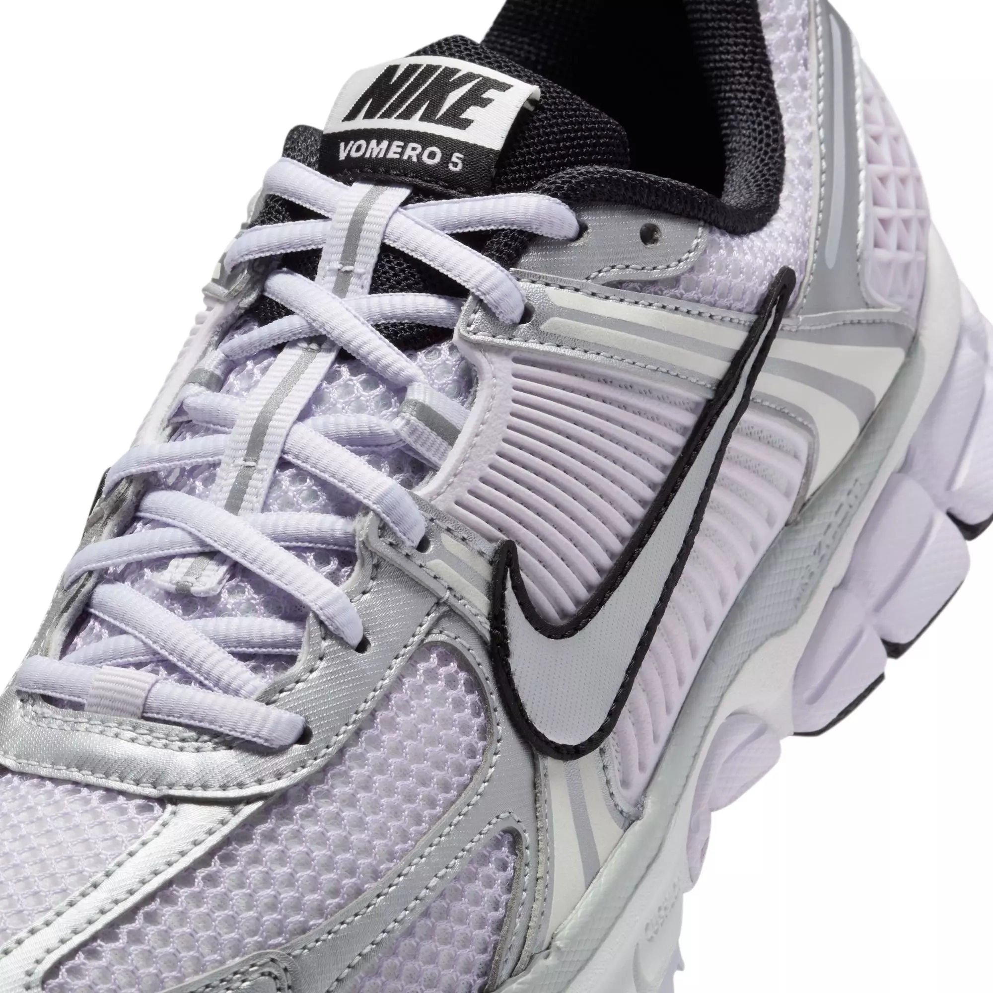 Nike Vomero 5 "Barely Grape/Metallic Silver/Photon Dust" Women's Shoe - PURPLE/SILVER