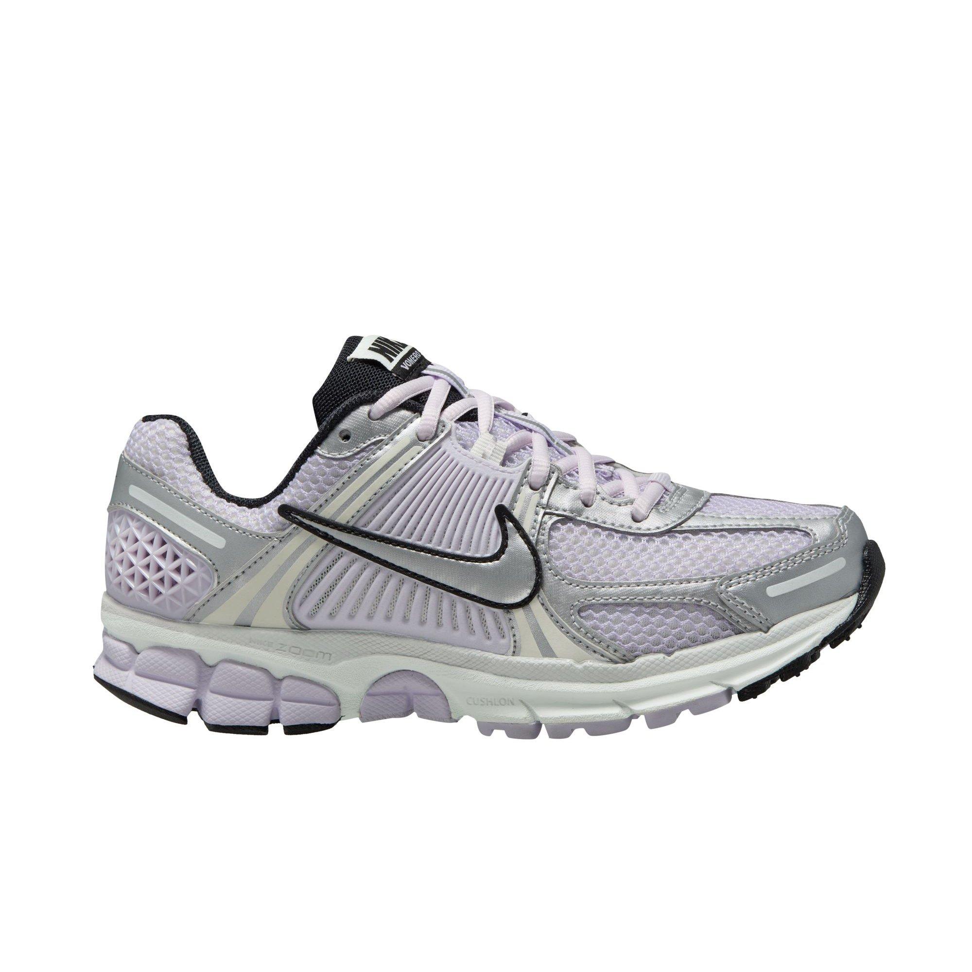 Nike Vomero 5 "Barely Grape/Metallic Silver/Photon Dust" Women's Shoe - PURPLE/SILVER Thumbnail View 1